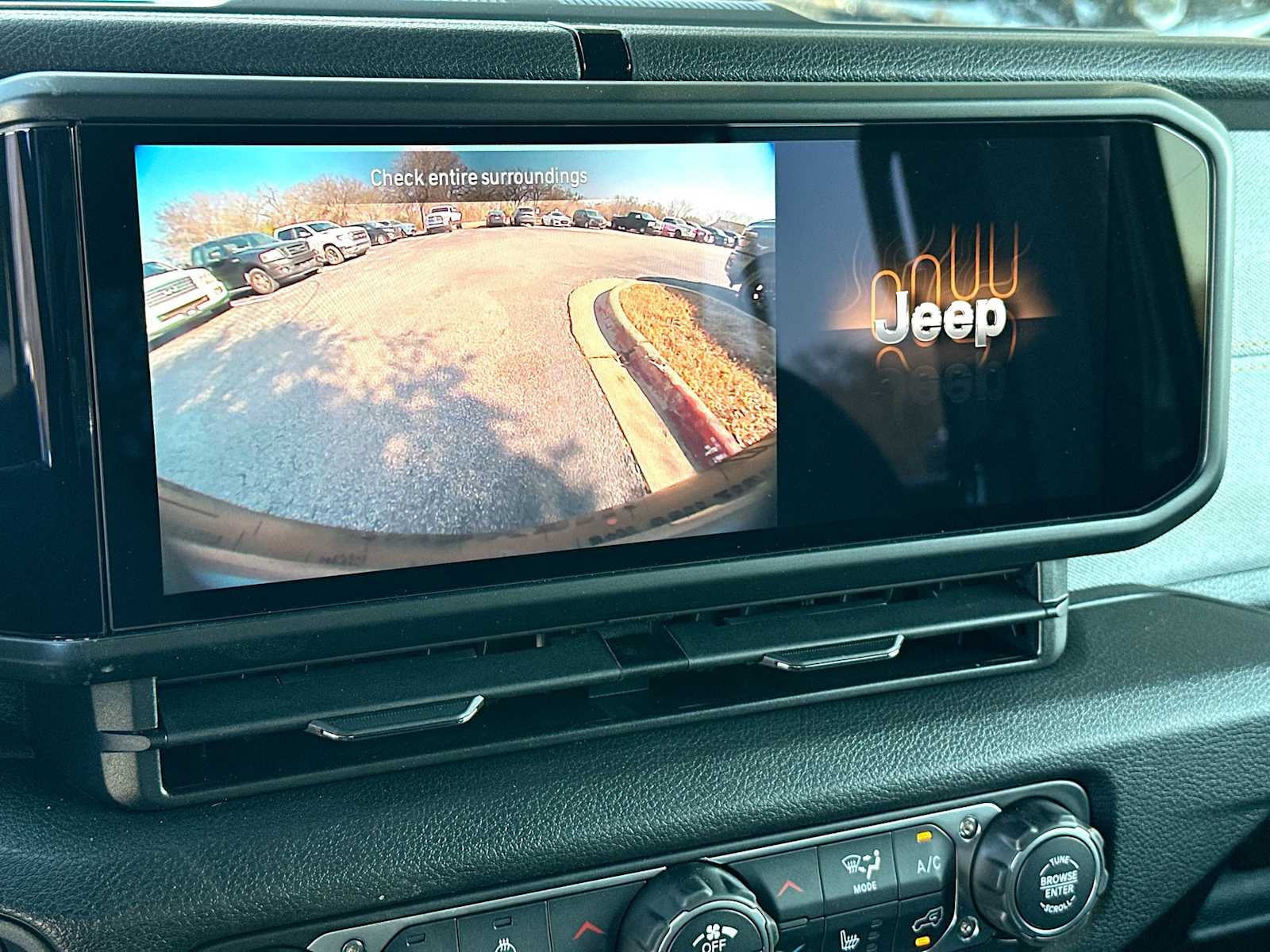 Thumbnail: 2026 Jeep Wrangler - 20