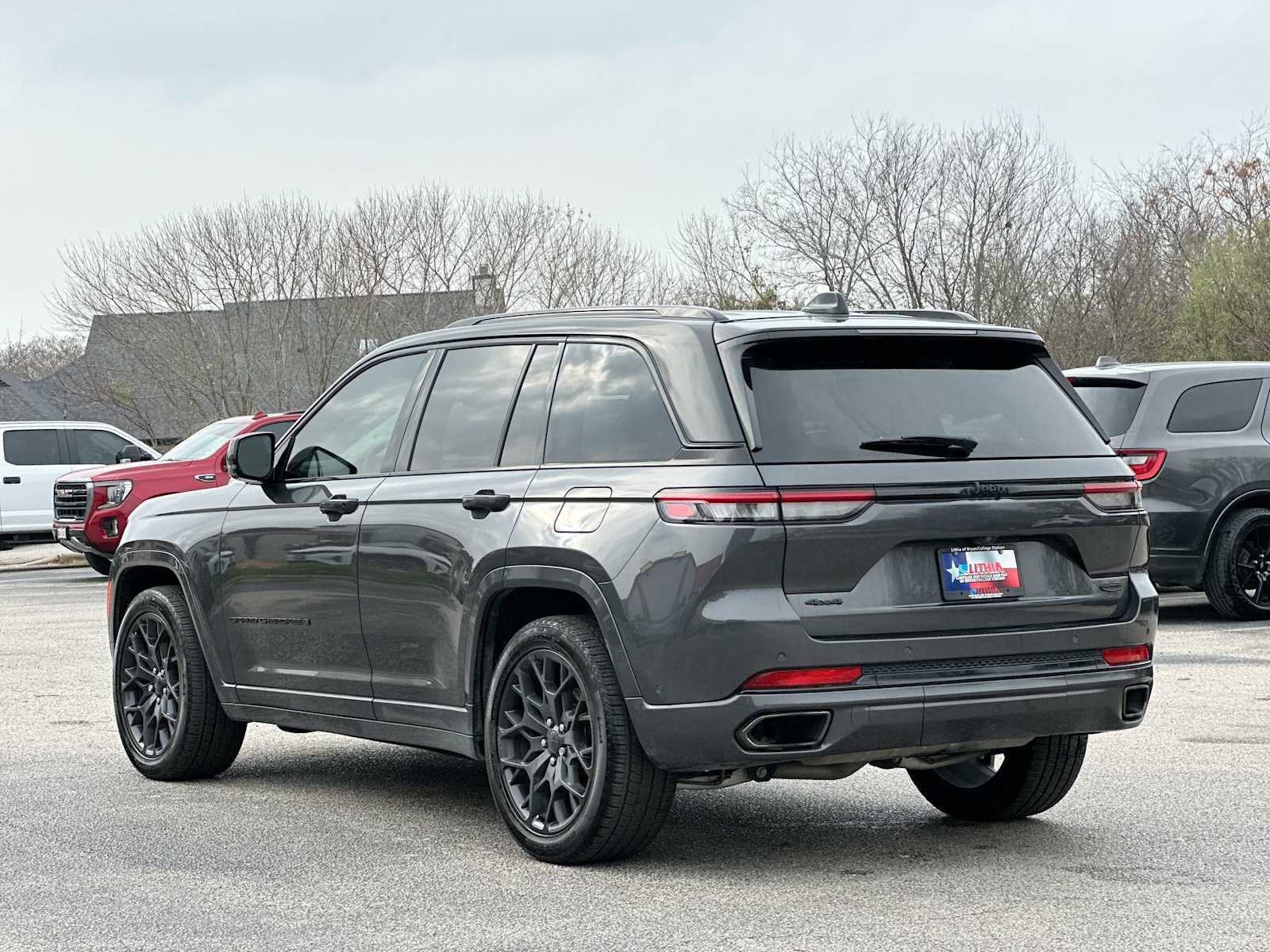 Thumbnail: 2024 Jeep Grand Cherokee - 13