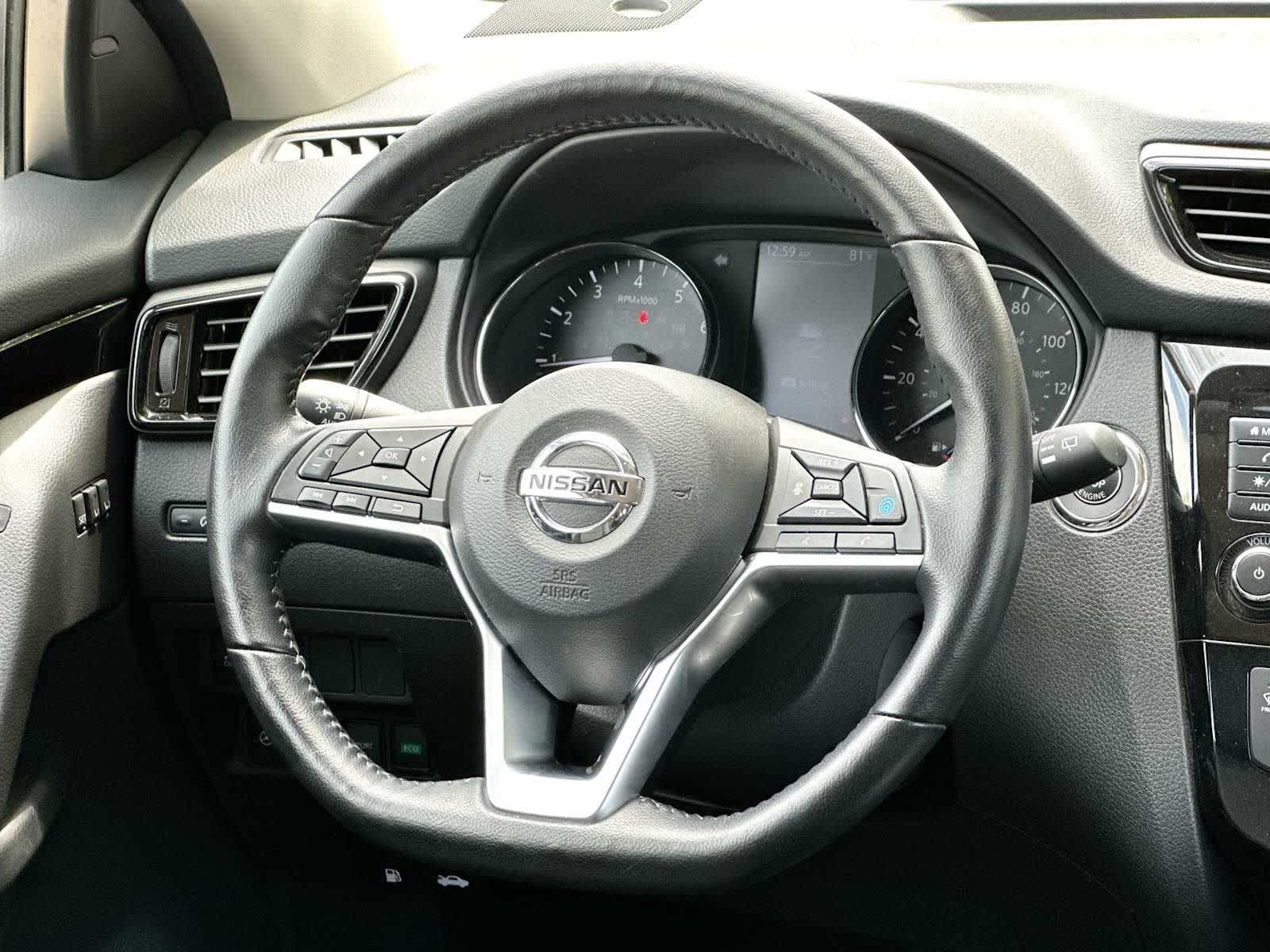 Thumbnail: 2022 Nissan Rogue Sport - 27