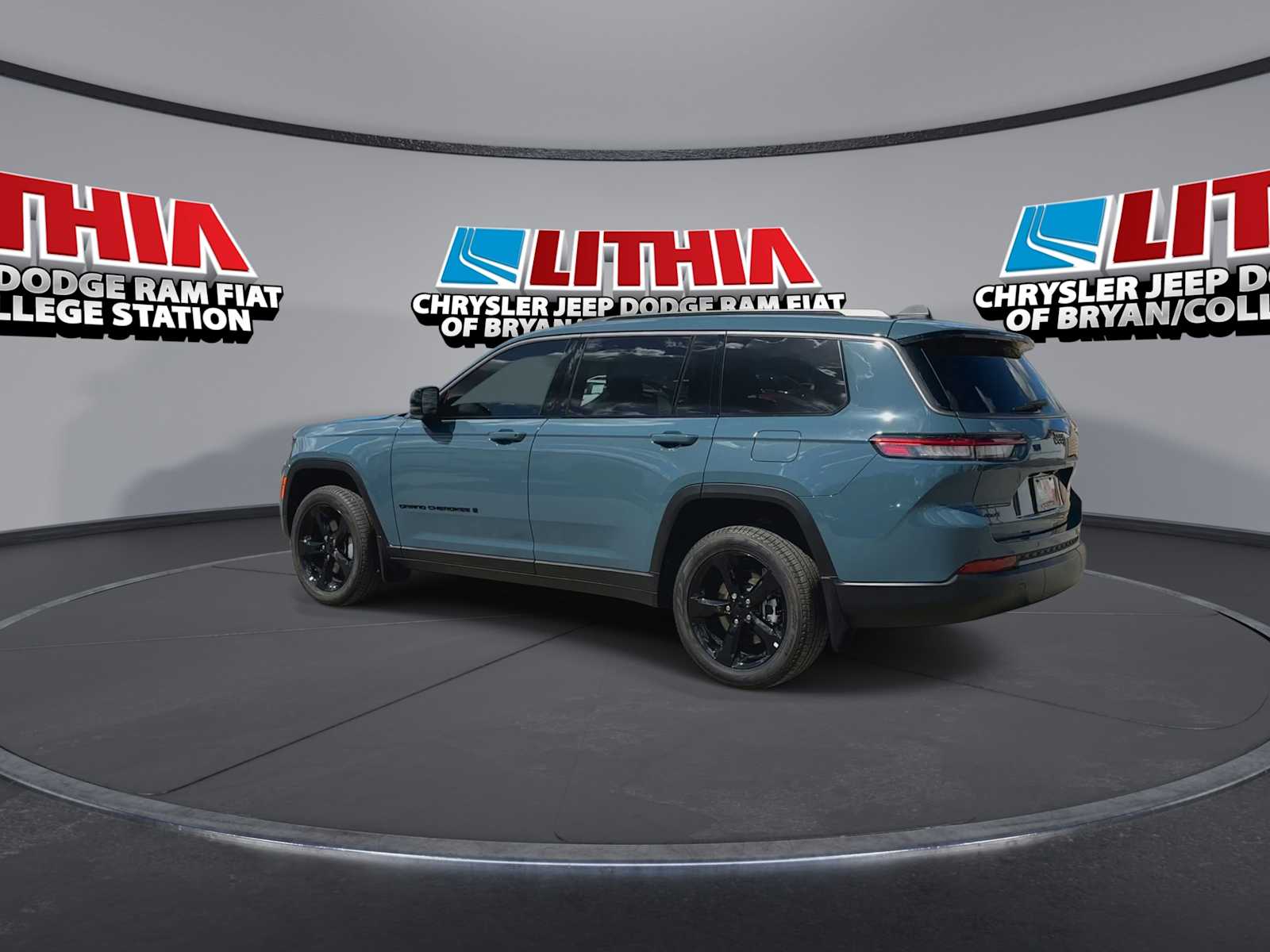 Thumbnail: 2026 Jeep Grand Cherokee - 6