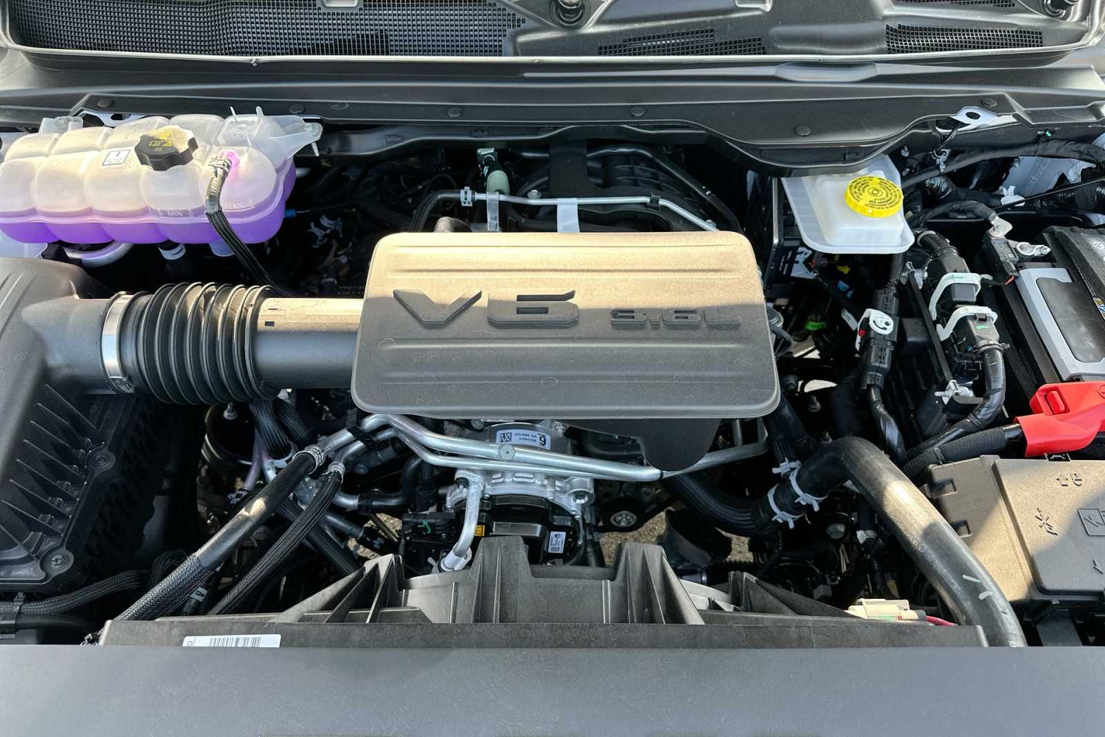 Thumbnail: 2025 RAM 1500 - 16