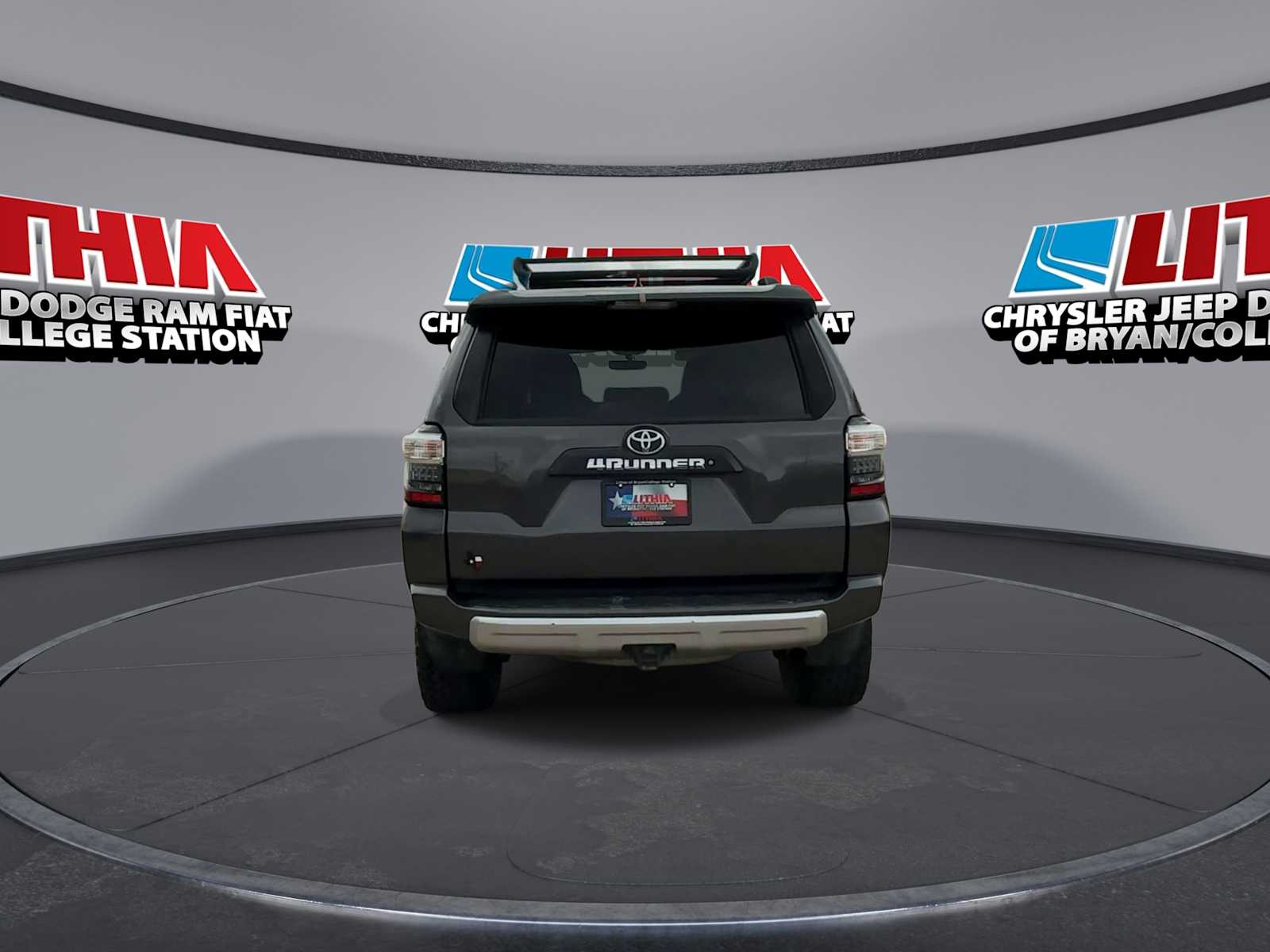 Thumbnail: 2018 Toyota 4Runner - 7