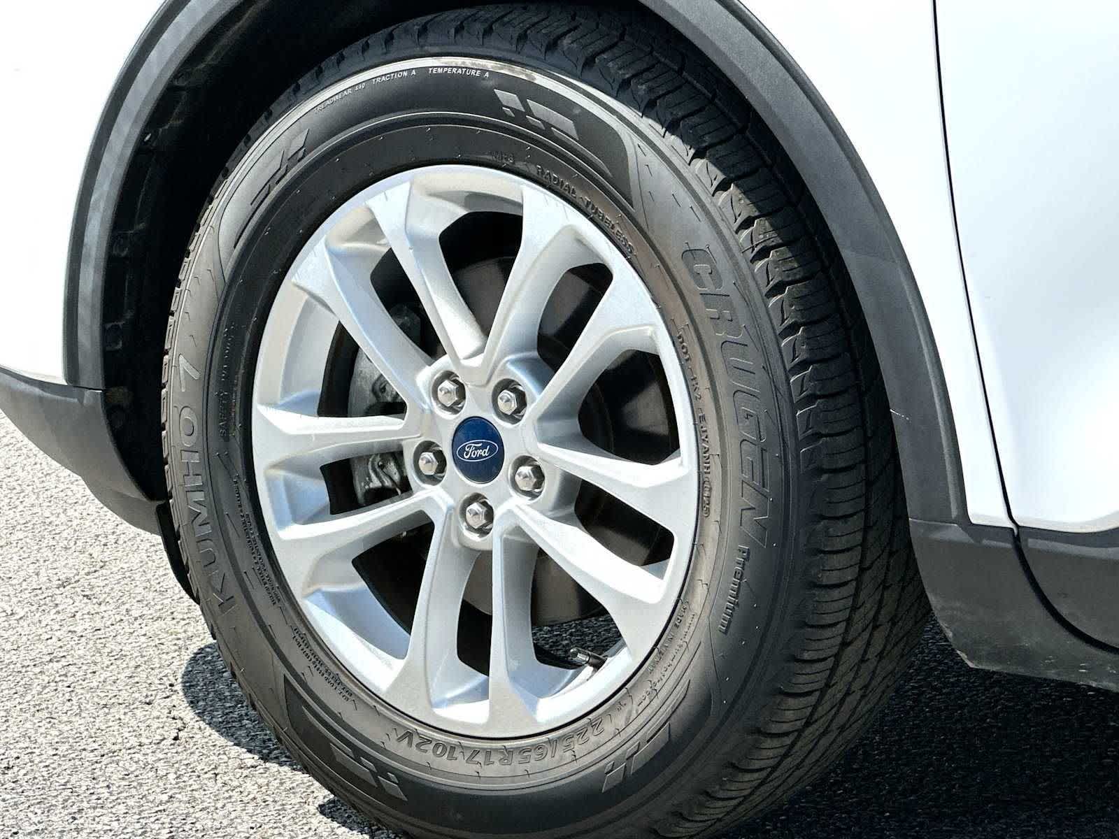 Thumbnail: 2020 Ford Escape - 11