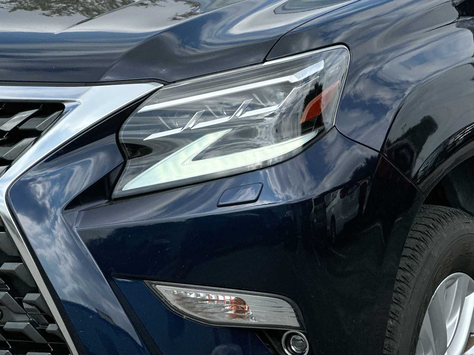 Thumbnail: 2021 Lexus GX - 16