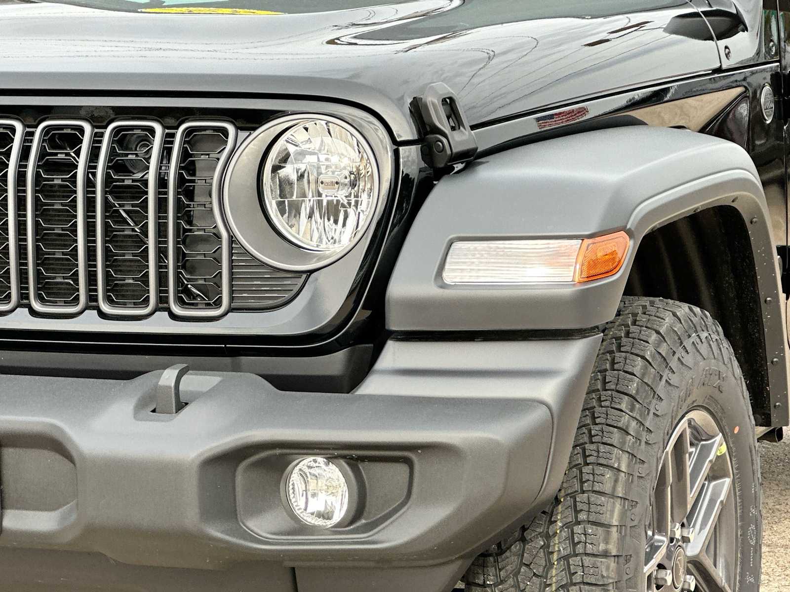 Thumbnail: 2026 Jeep Wrangler - 16