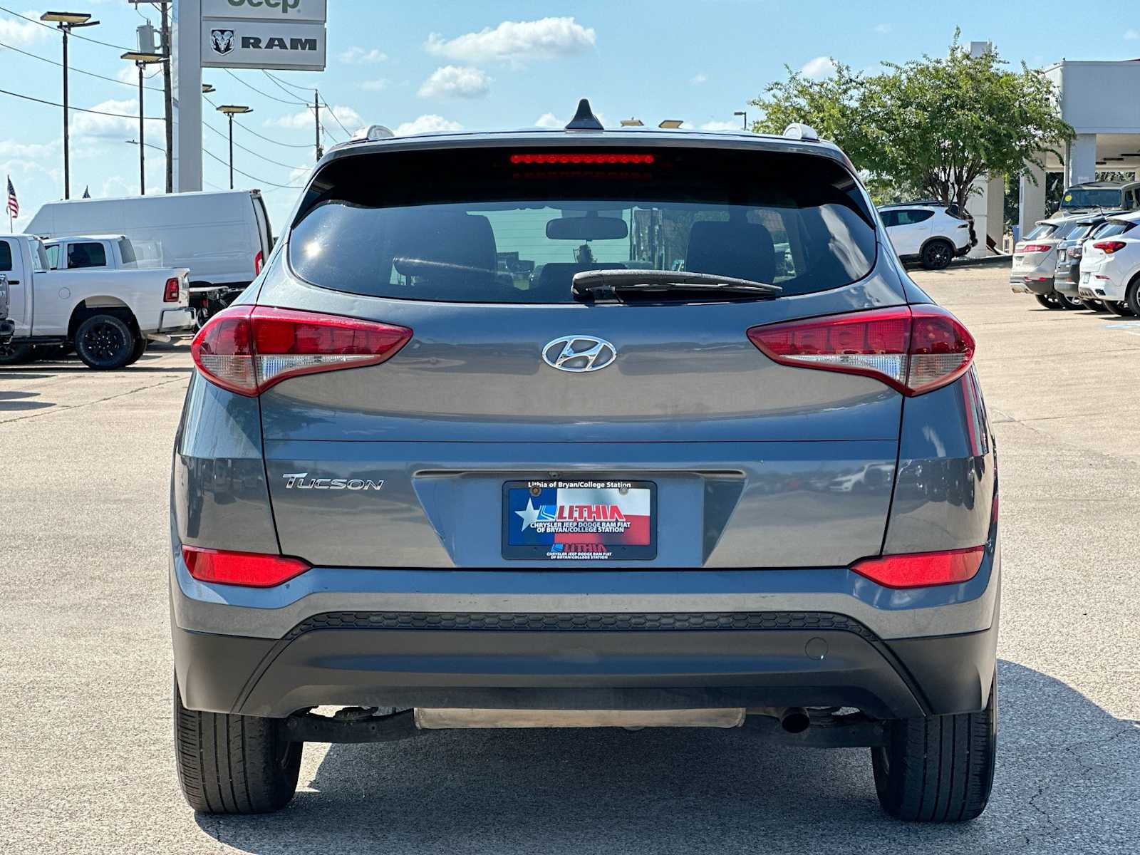 Thumbnail: 2018 Hyundai Tucson - 14