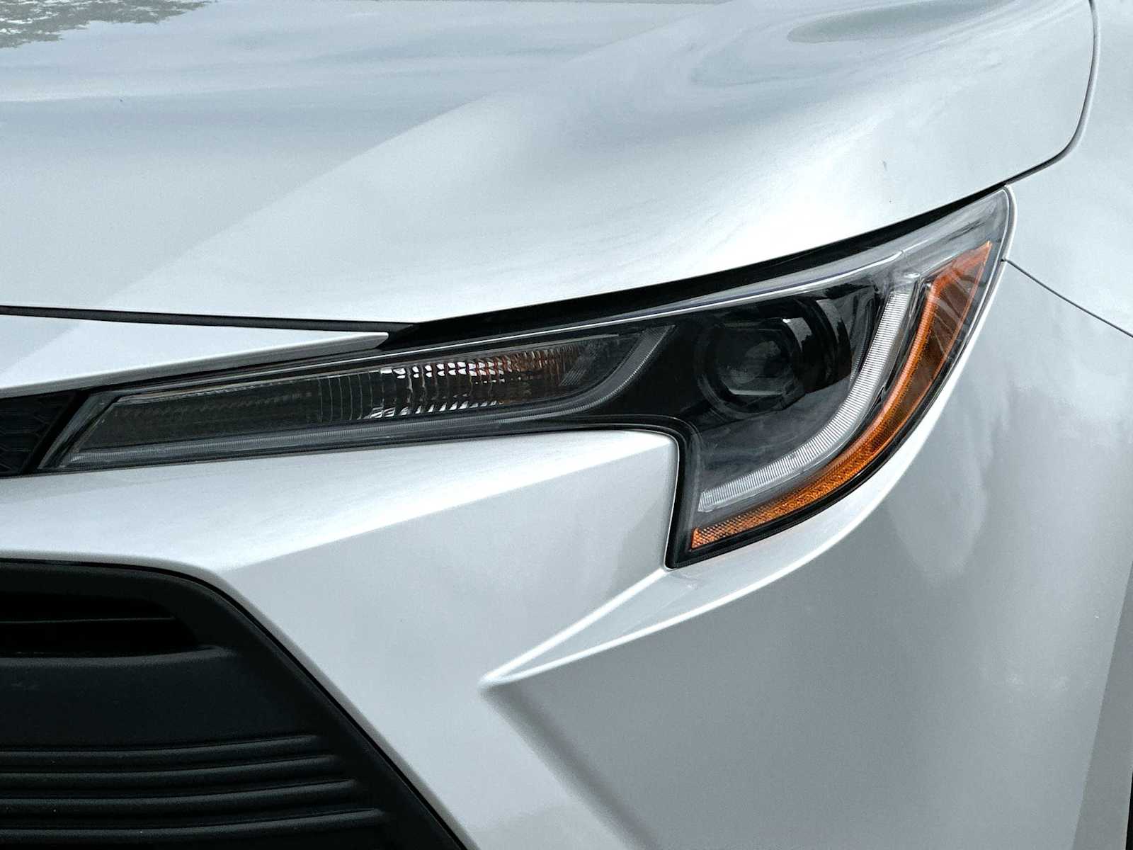 Thumbnail: 2025 Toyota Corolla - 16