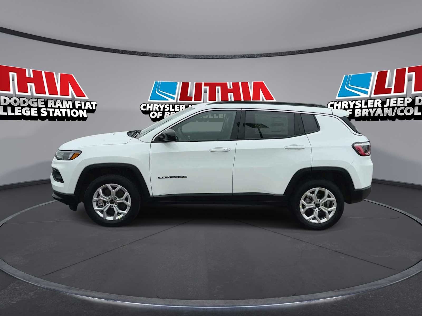 Thumbnail: 2026 Jeep Compass - 5