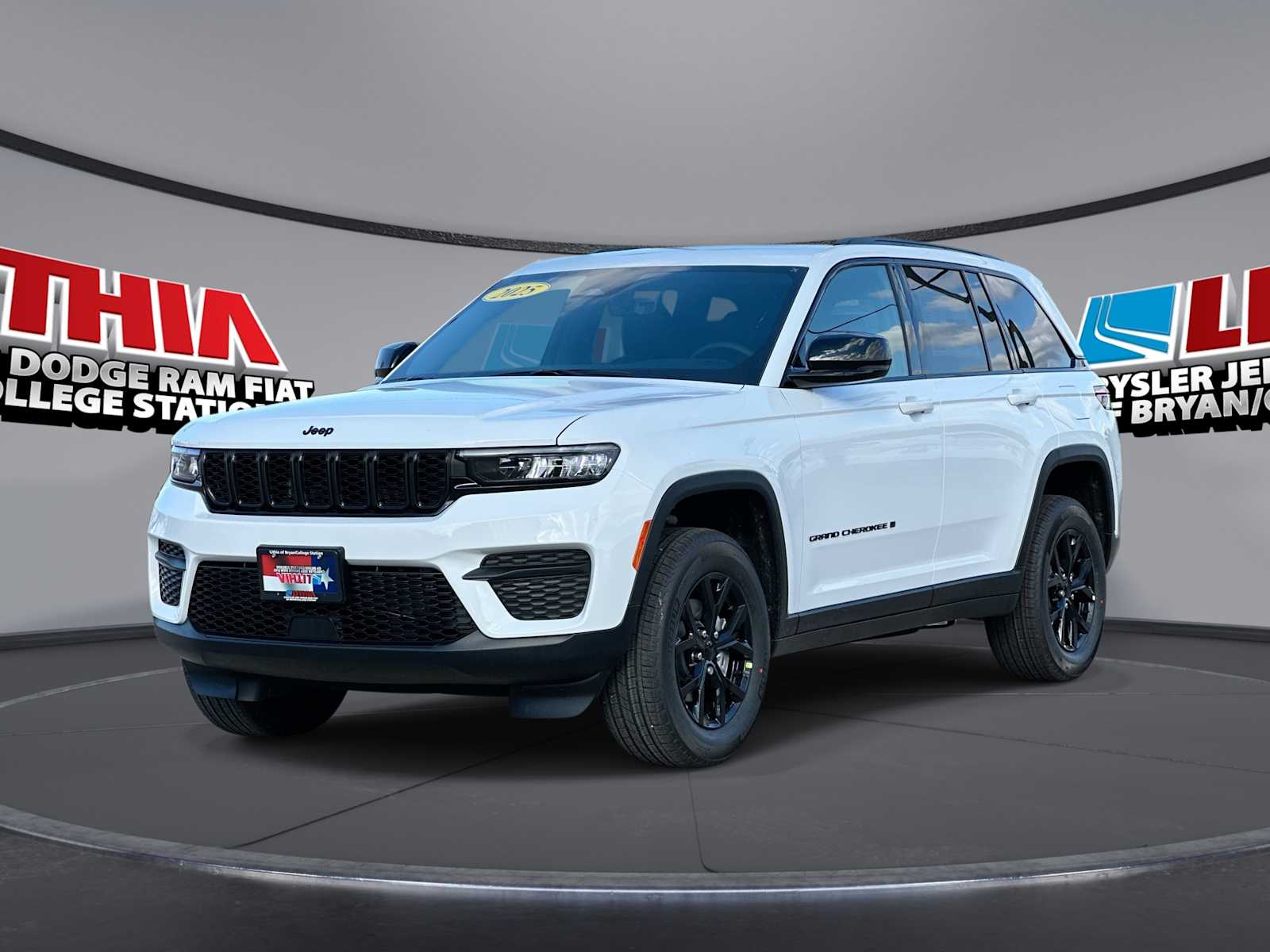 Thumbnail: 2025 Jeep Grand Cherokee - 1