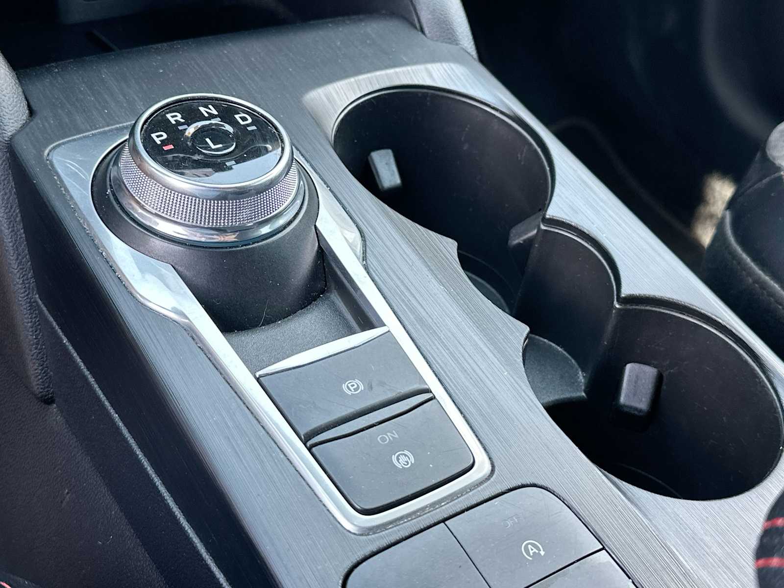 Thumbnail: 2023 Ford Escape - 21