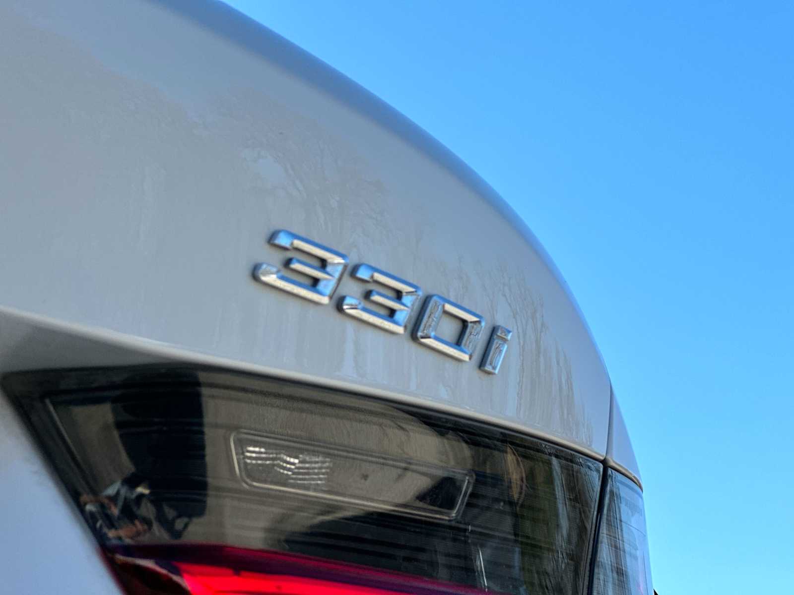 Thumbnail: 2024 BMW 3 Series - 15