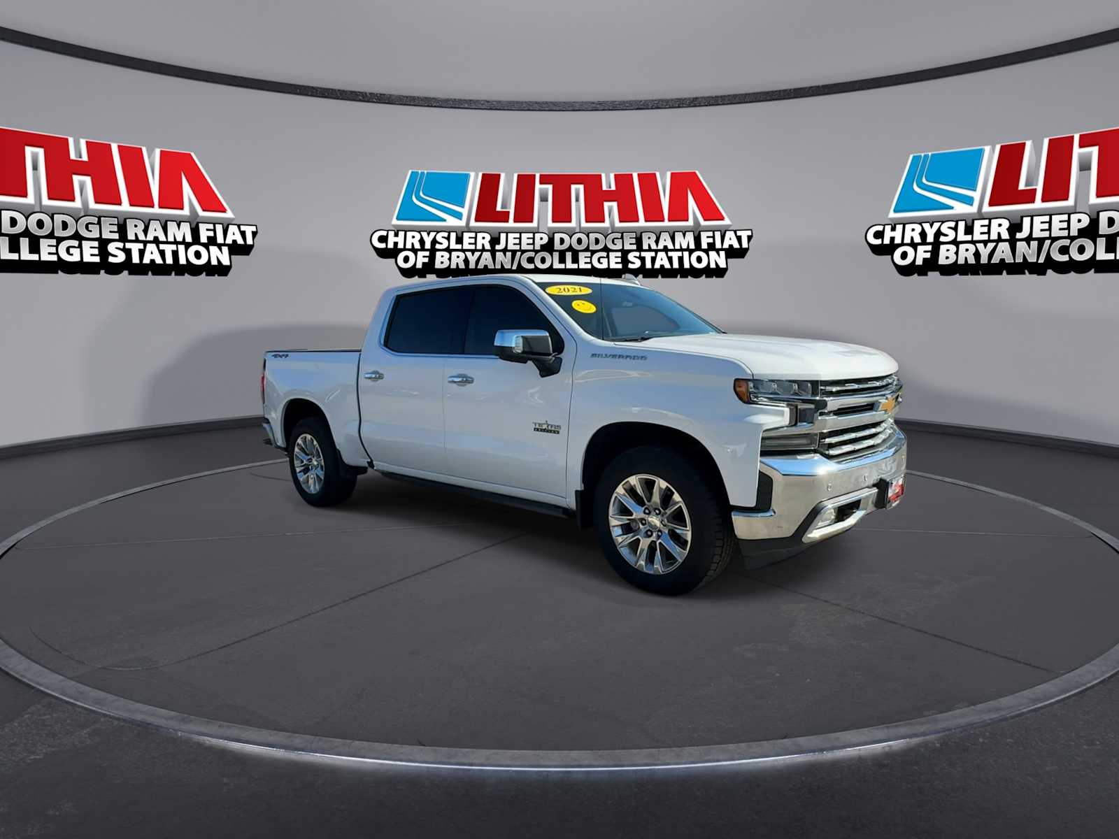 2021 Chevrolet Silverado 1500 LTZ photo 2