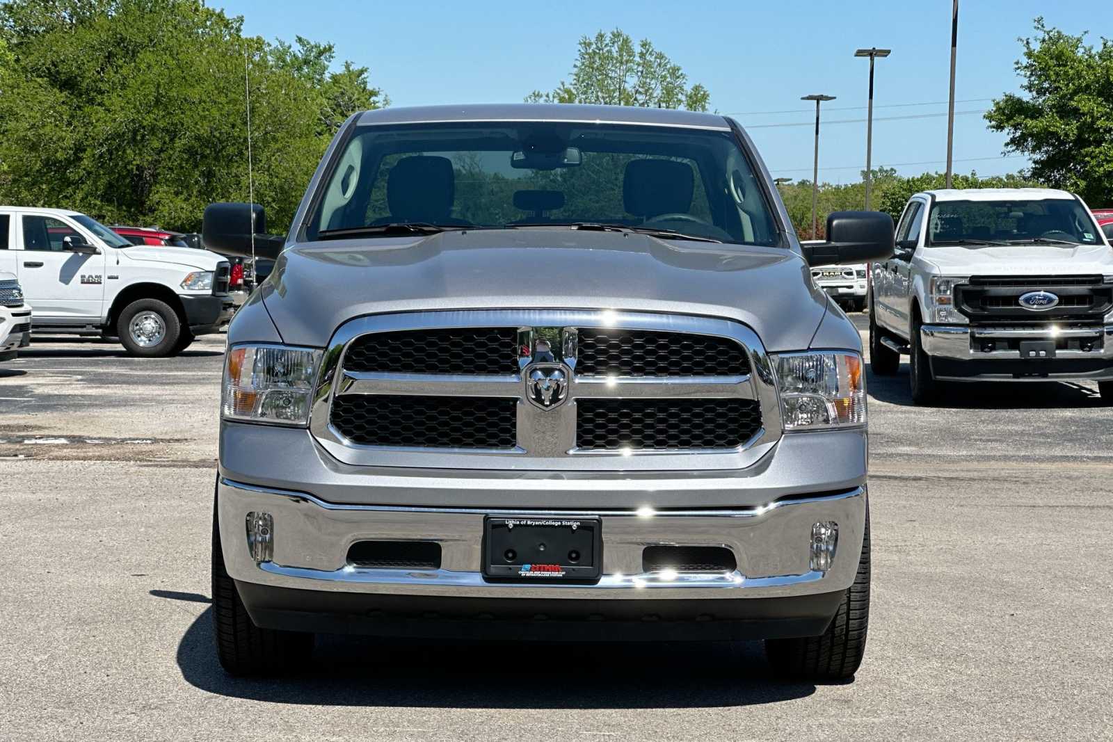 Thumbnail: 2024 RAM 1500 Classic - 10