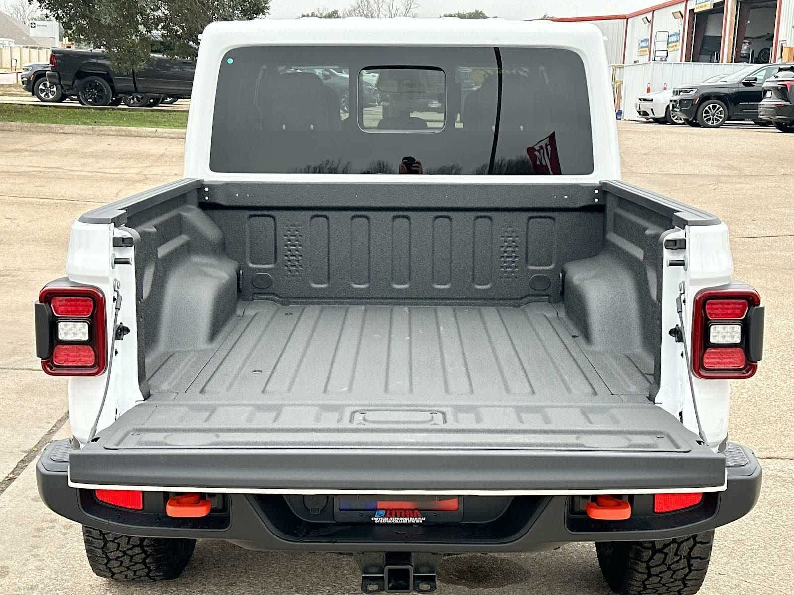 Thumbnail: 2026 Jeep Gladiator - 28