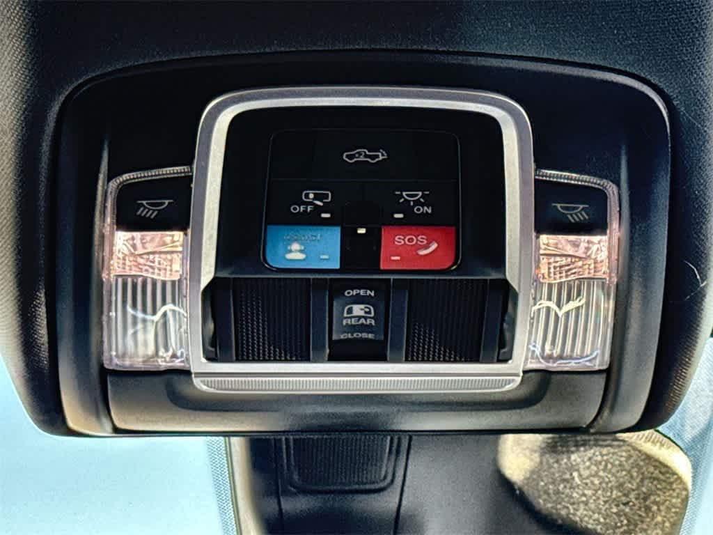 Thumbnail: 2026 RAM 1500 - 19