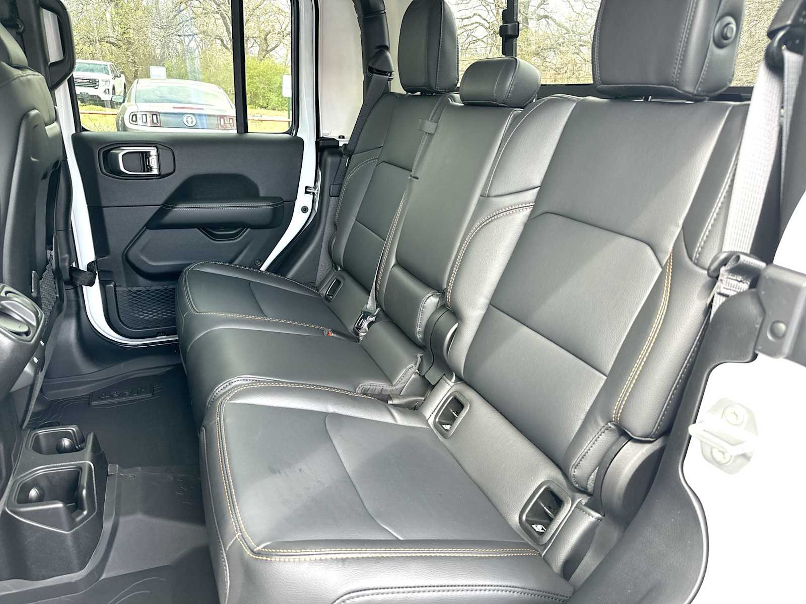 Thumbnail: 2026 Jeep Gladiator - 23