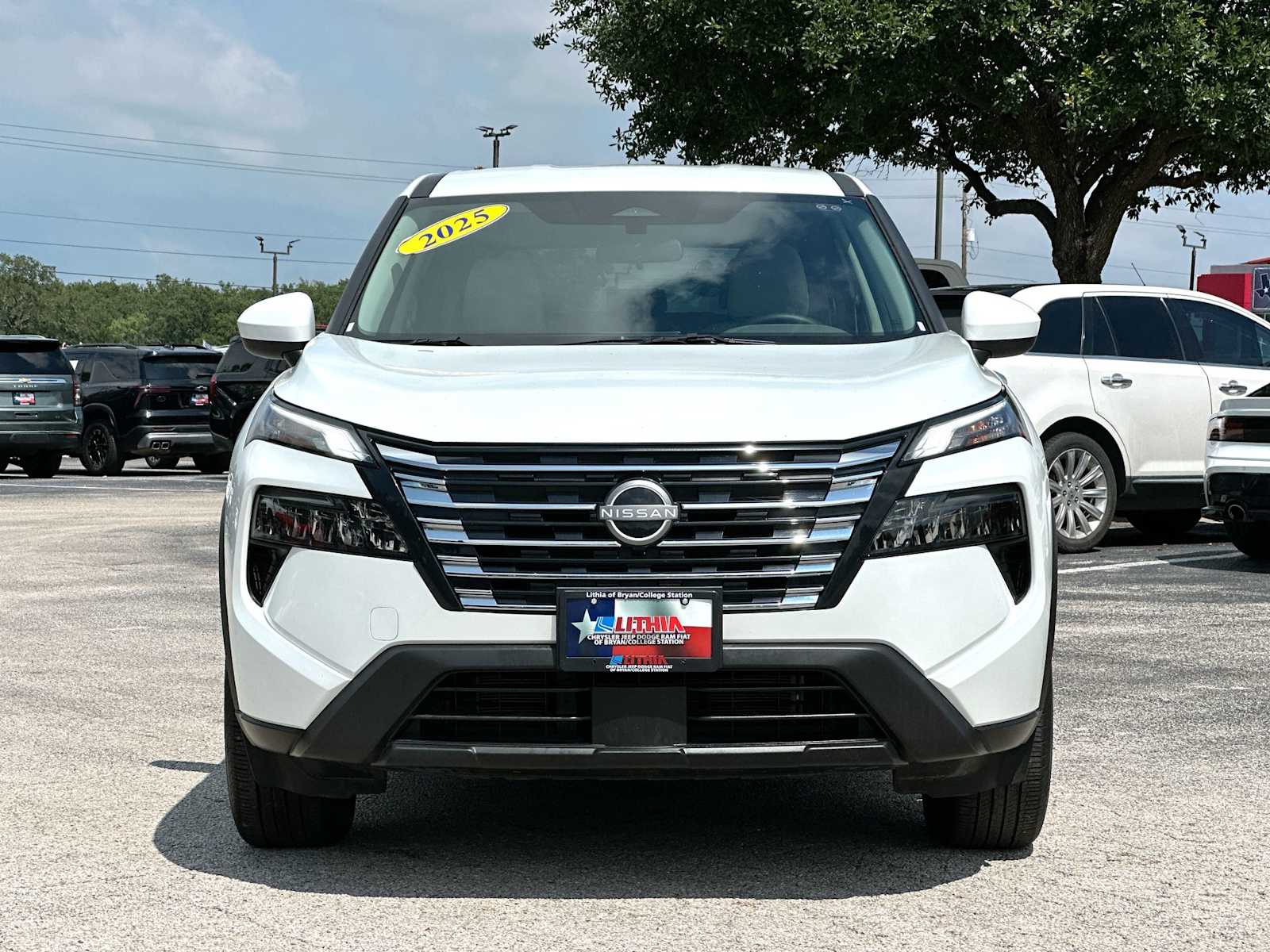 Thumbnail: 2025 Nissan Rogue - 9