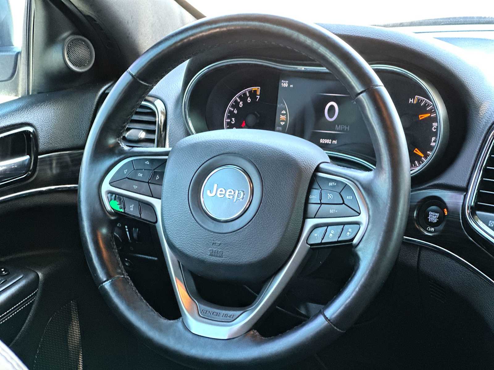 Thumbnail: 2021 Jeep Grand Cherokee - 27