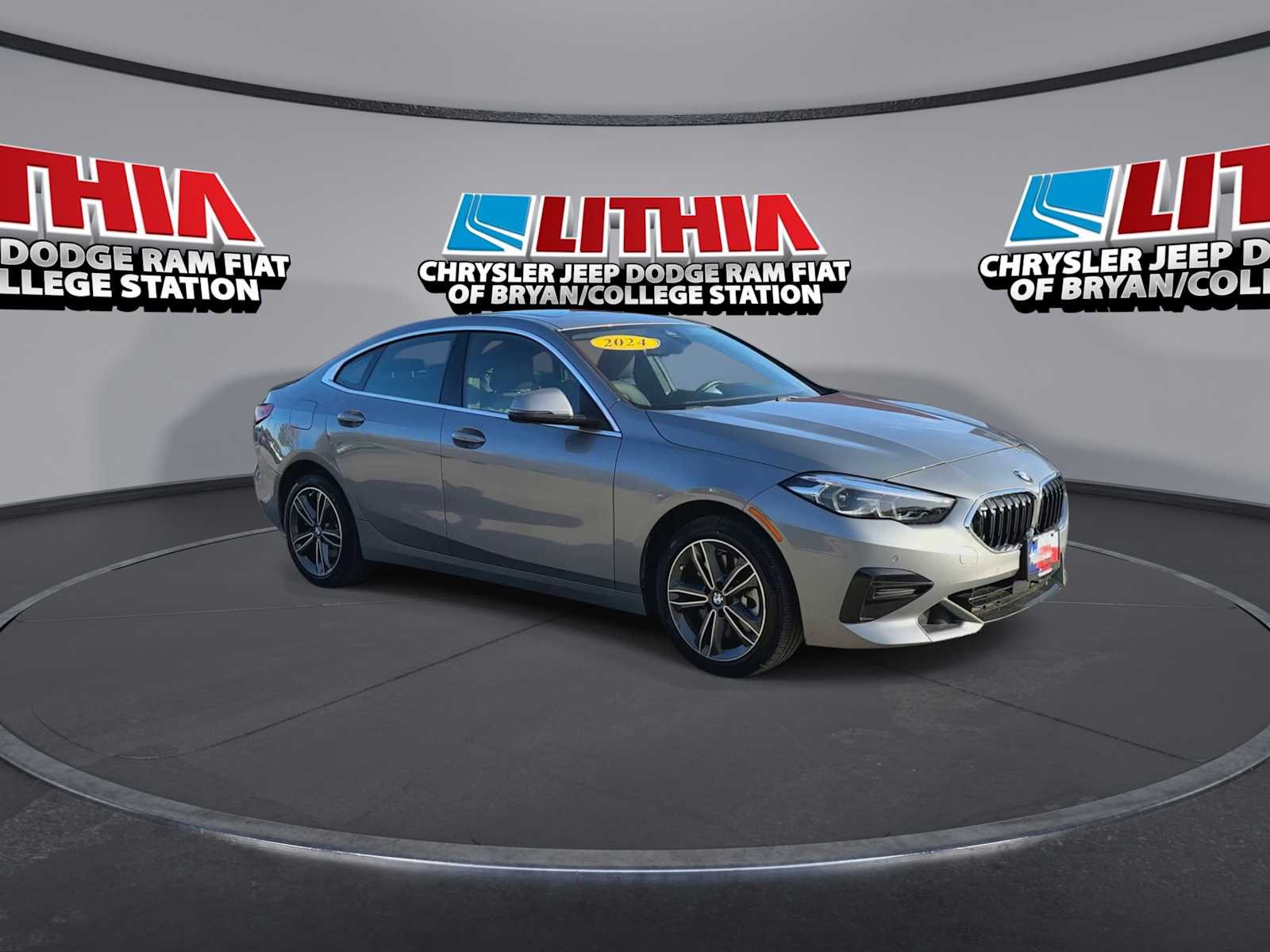 Thumbnail: 2024 BMW 2 Series - 2