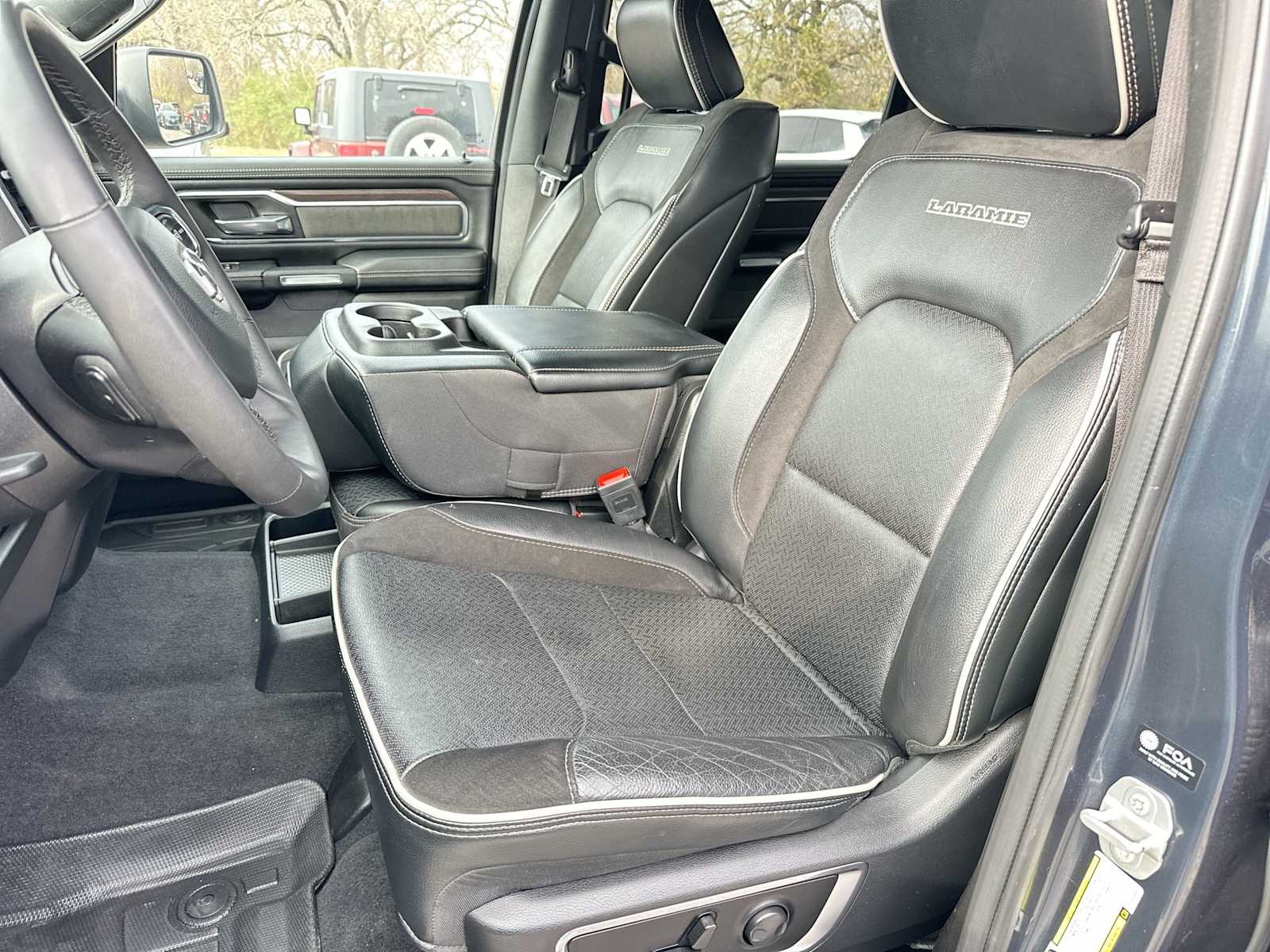 Thumbnail: 2025 RAM 1500 - 17