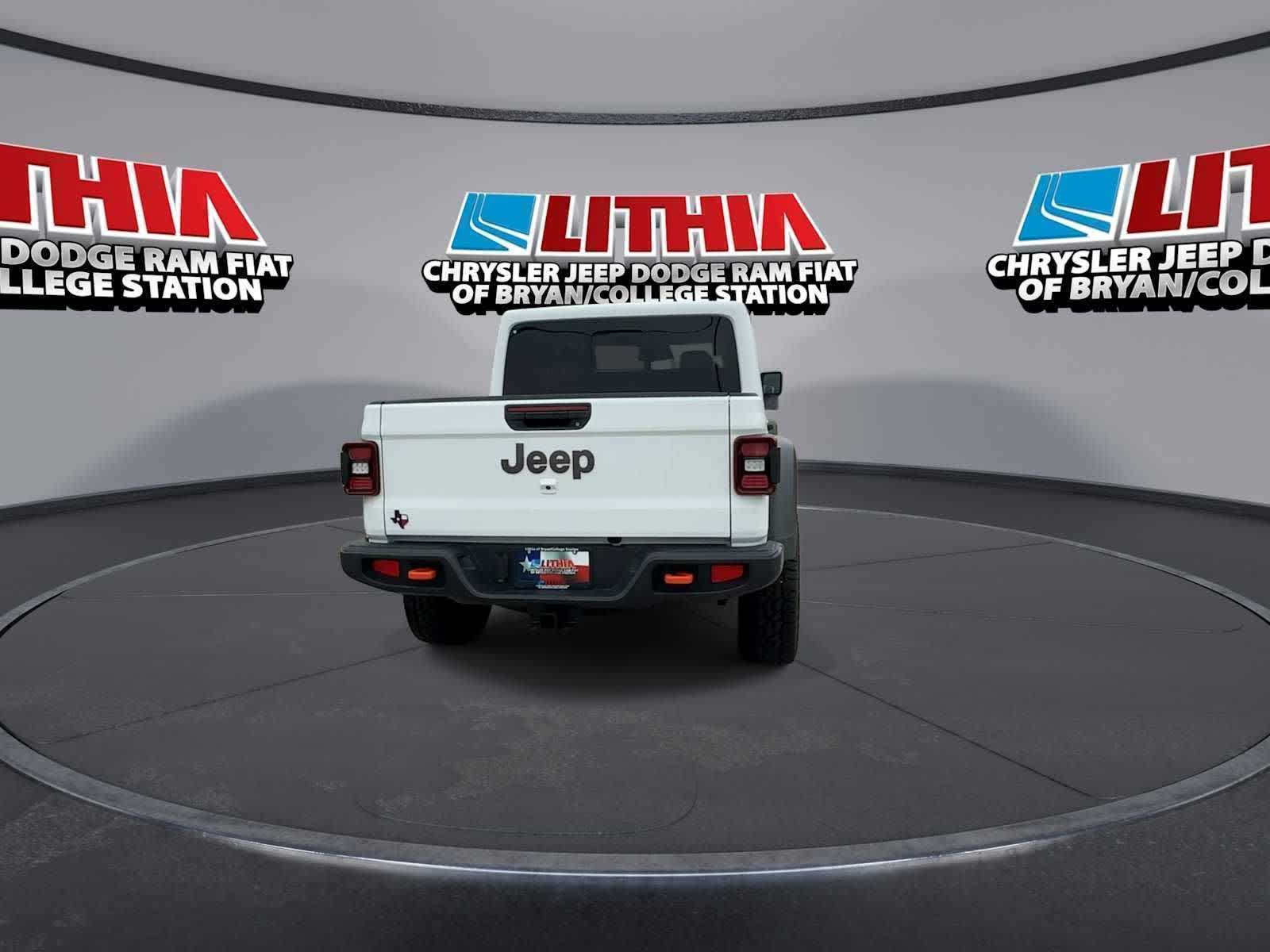 Thumbnail: 2026 Jeep Gladiator - 7