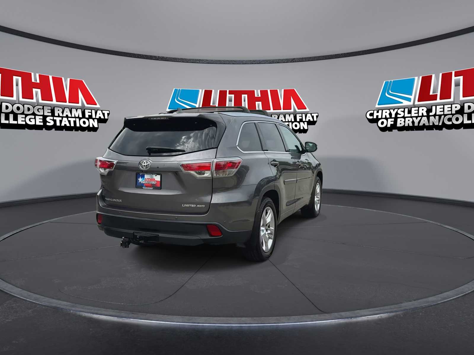 Thumbnail: 2015 Toyota Highlander - 6