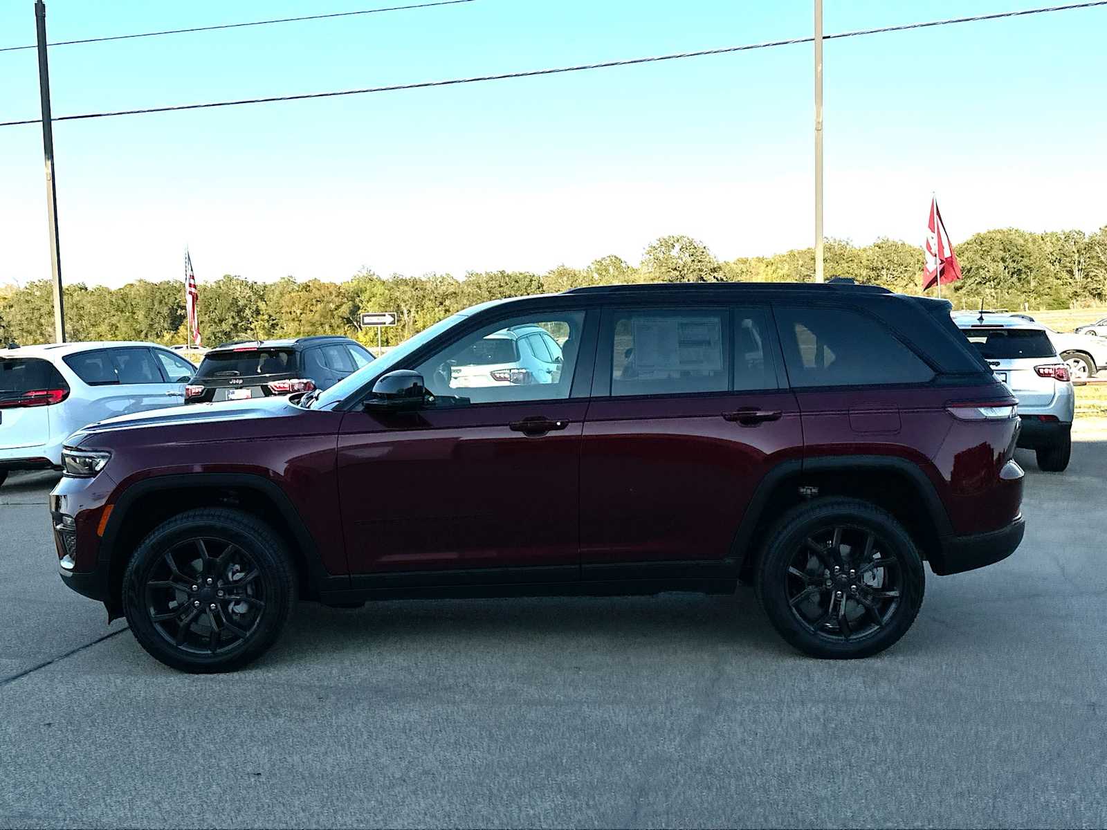 Thumbnail: 2025 Jeep Grand Cherokee - 12