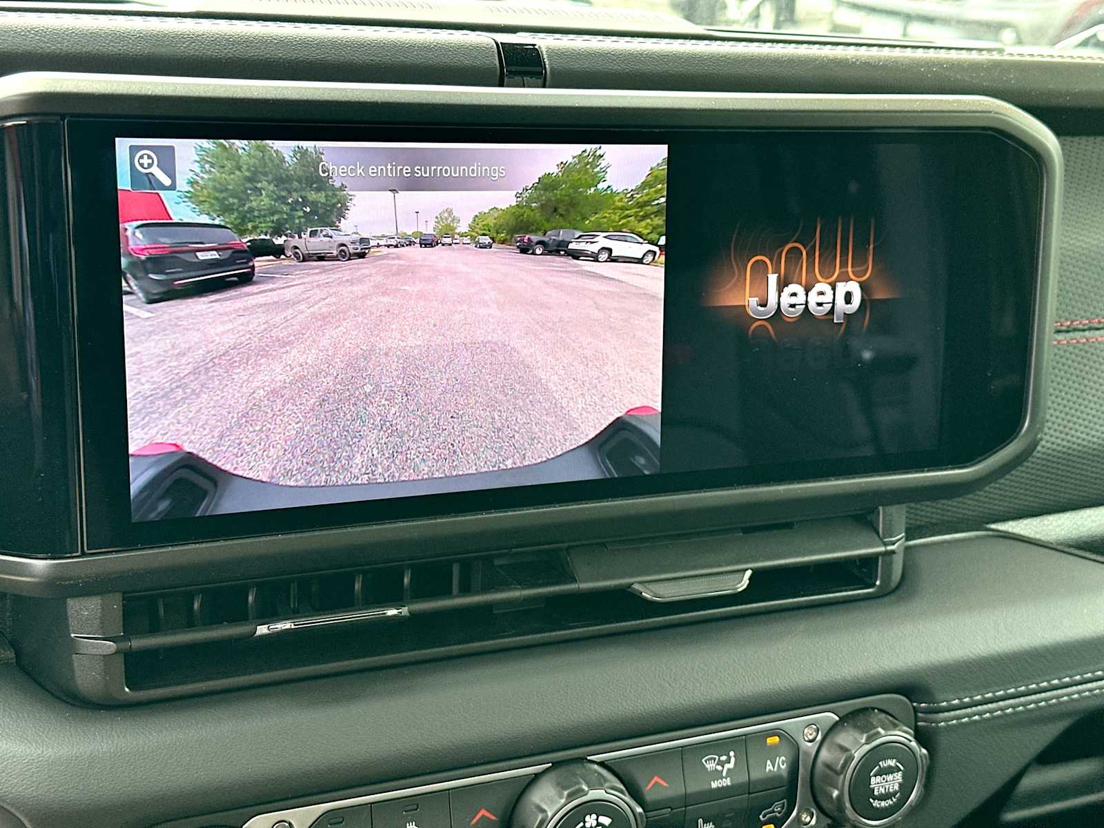 Thumbnail: 2026 Jeep Gladiator - 20