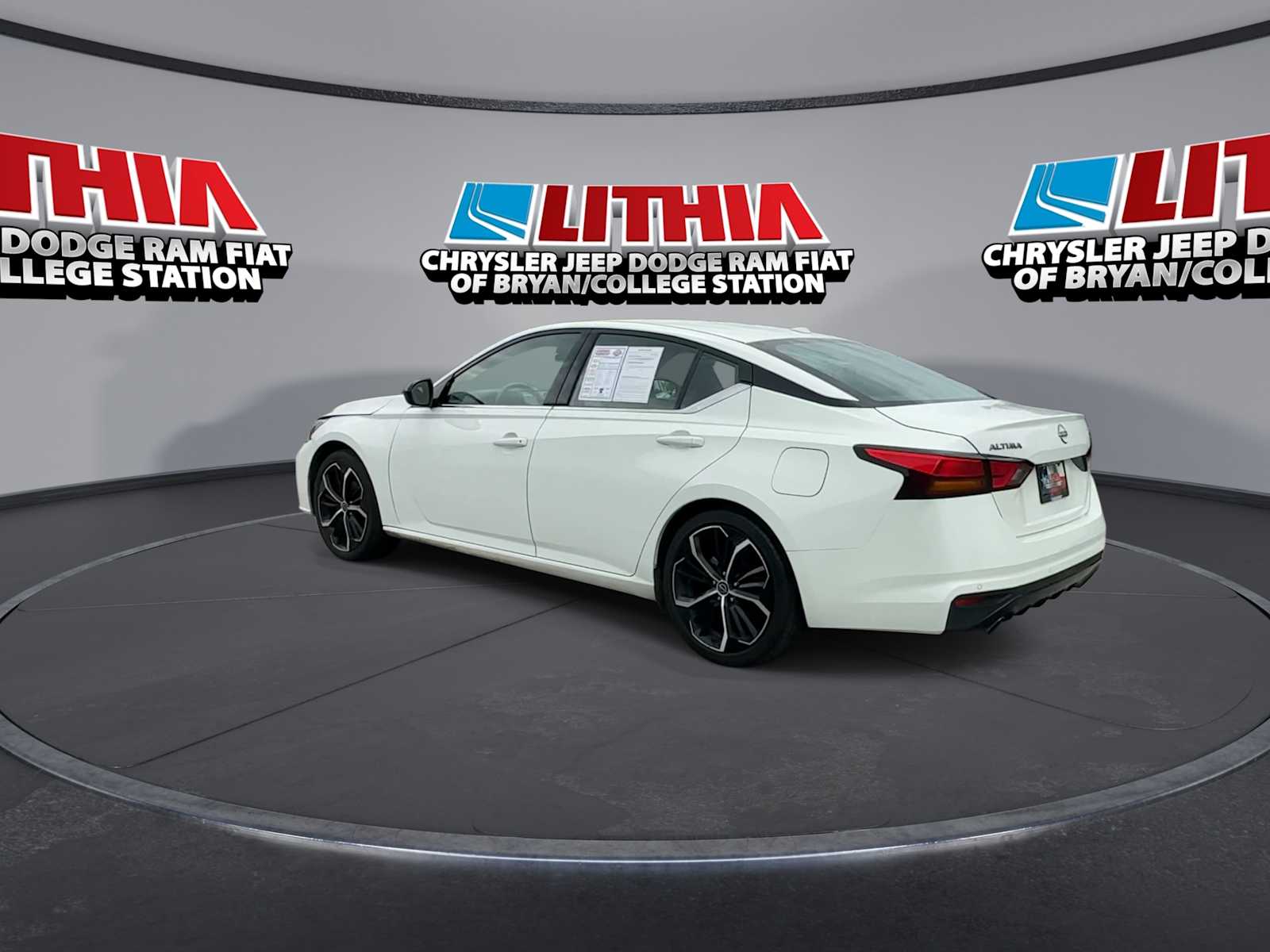 Thumbnail: 2024 Nissan Altima - 6