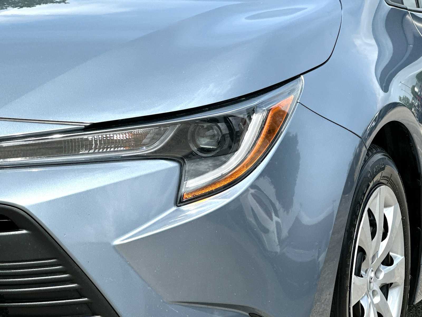 Thumbnail: 2023 Toyota Corolla - 16