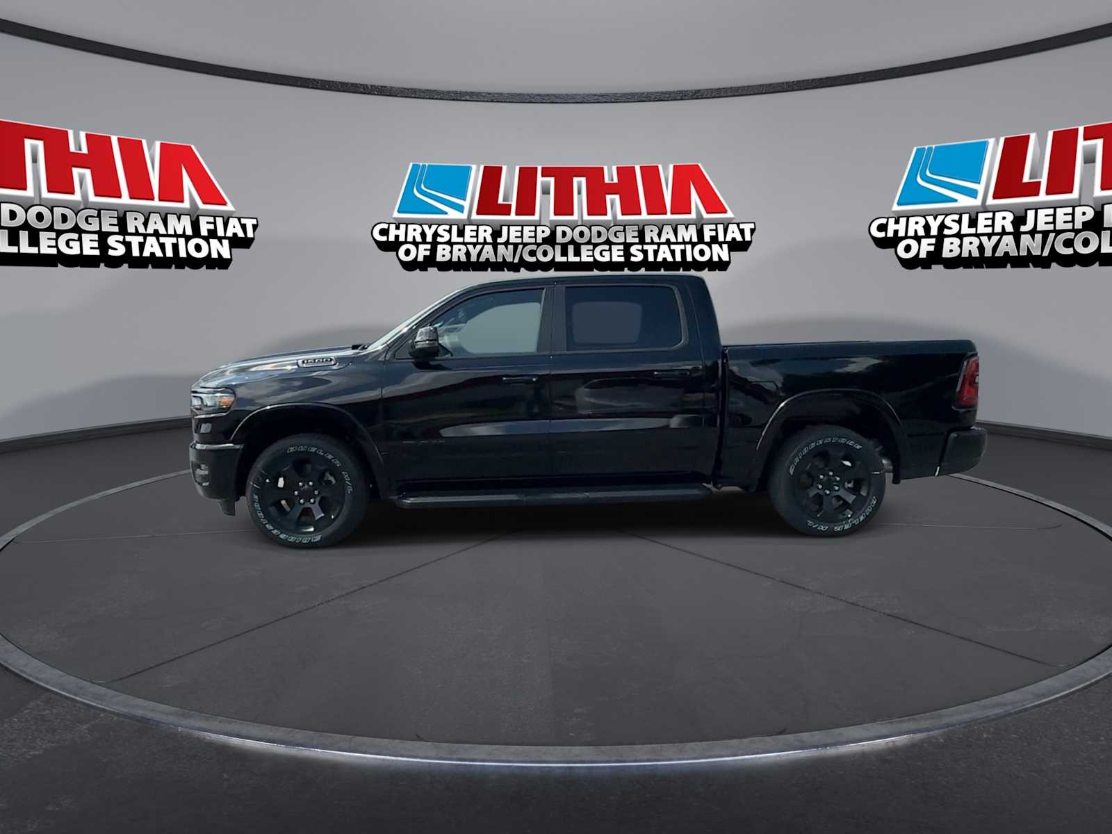Thumbnail: 2026 RAM 1500 - 5