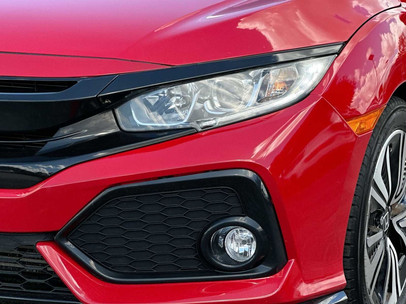 Thumbnail: 2017 Honda Civic - 16