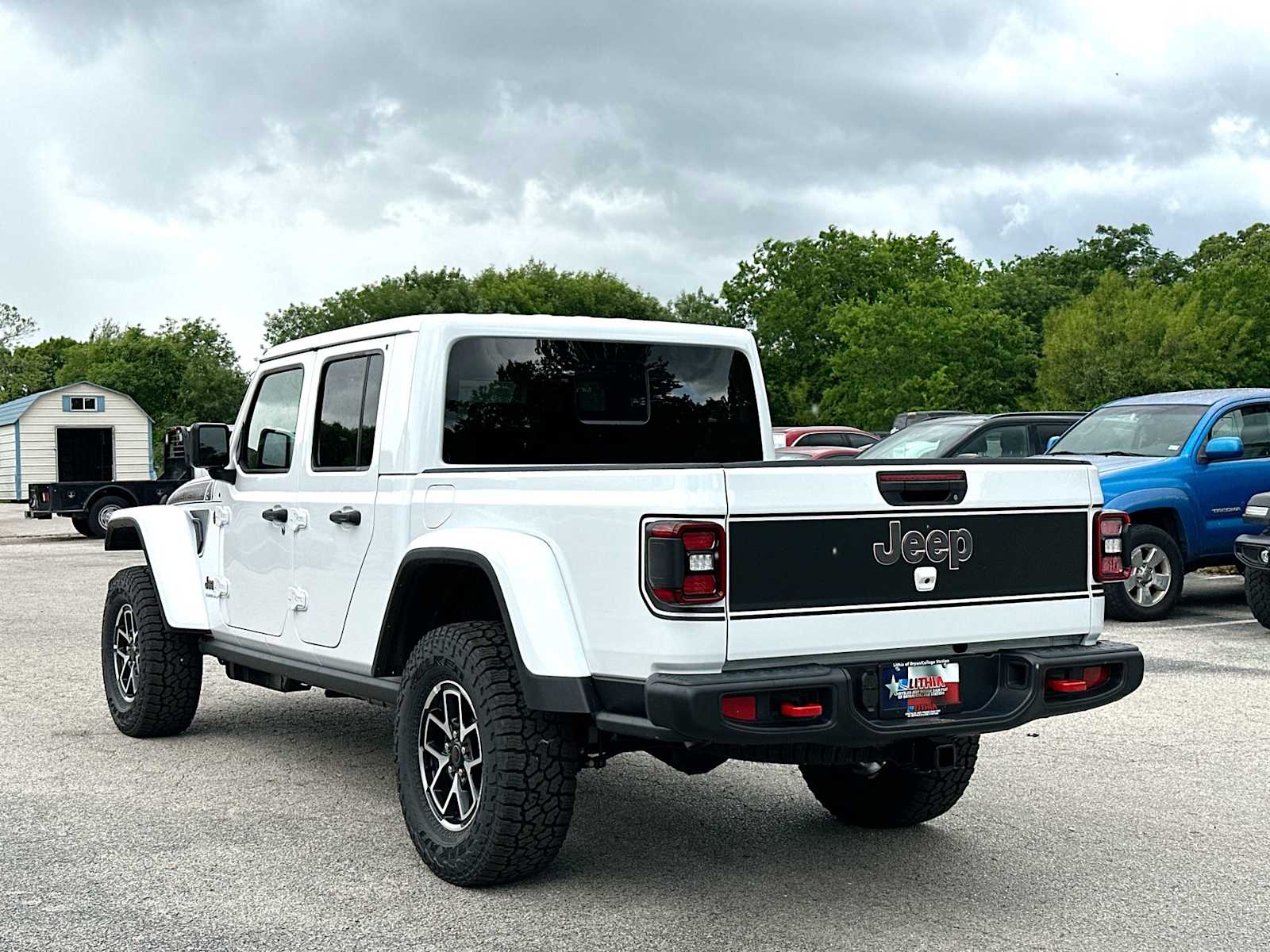 Thumbnail: 2026 Jeep Gladiator - 13