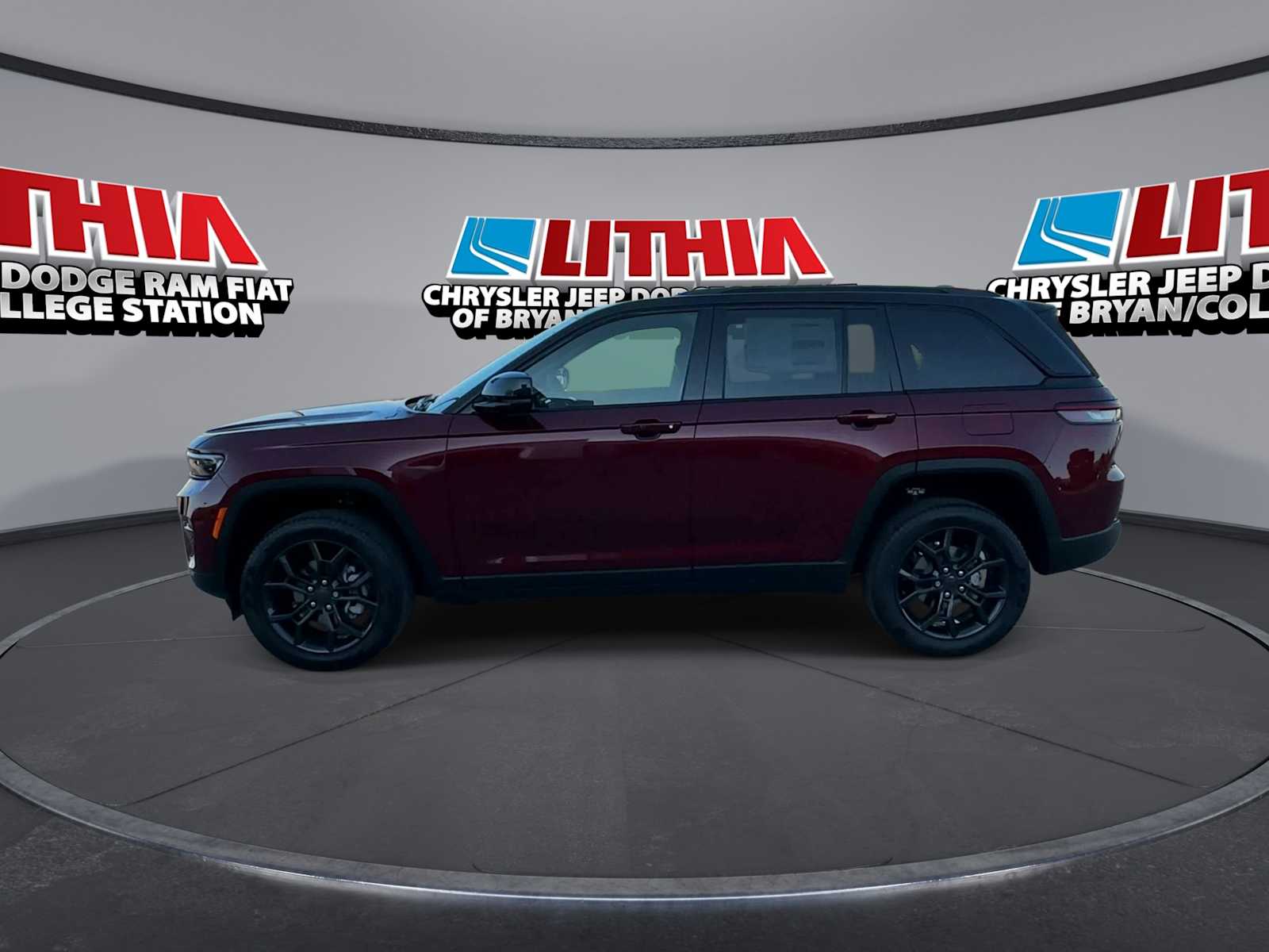 Thumbnail: 2025 Jeep Grand Cherokee - 5