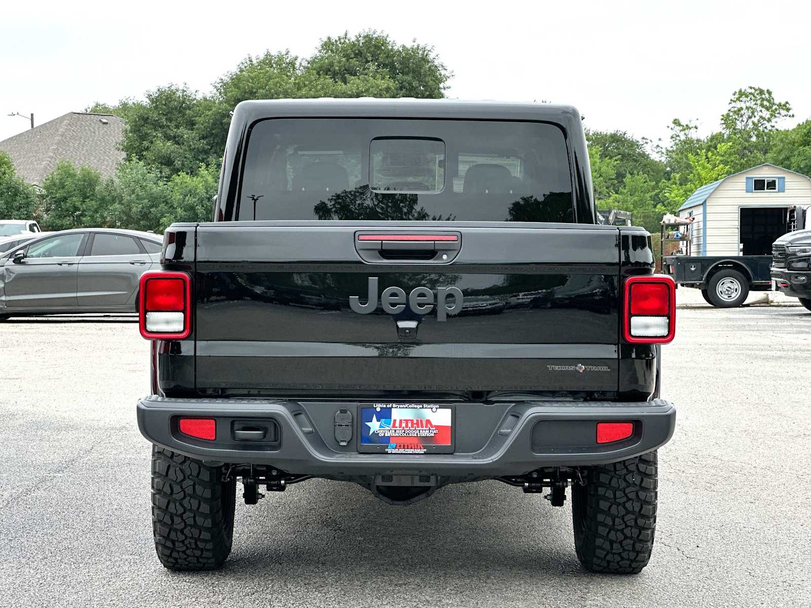 Thumbnail: 2026 Jeep Gladiator - 14