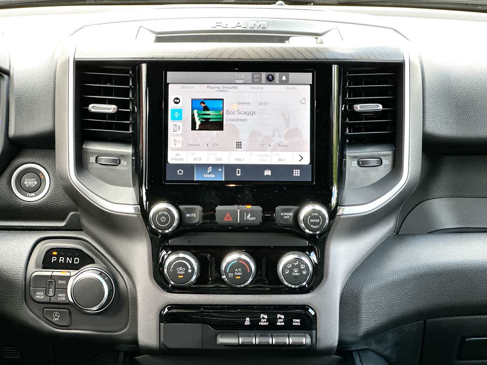 Thumbnail: 2026 RAM 1500 - 26