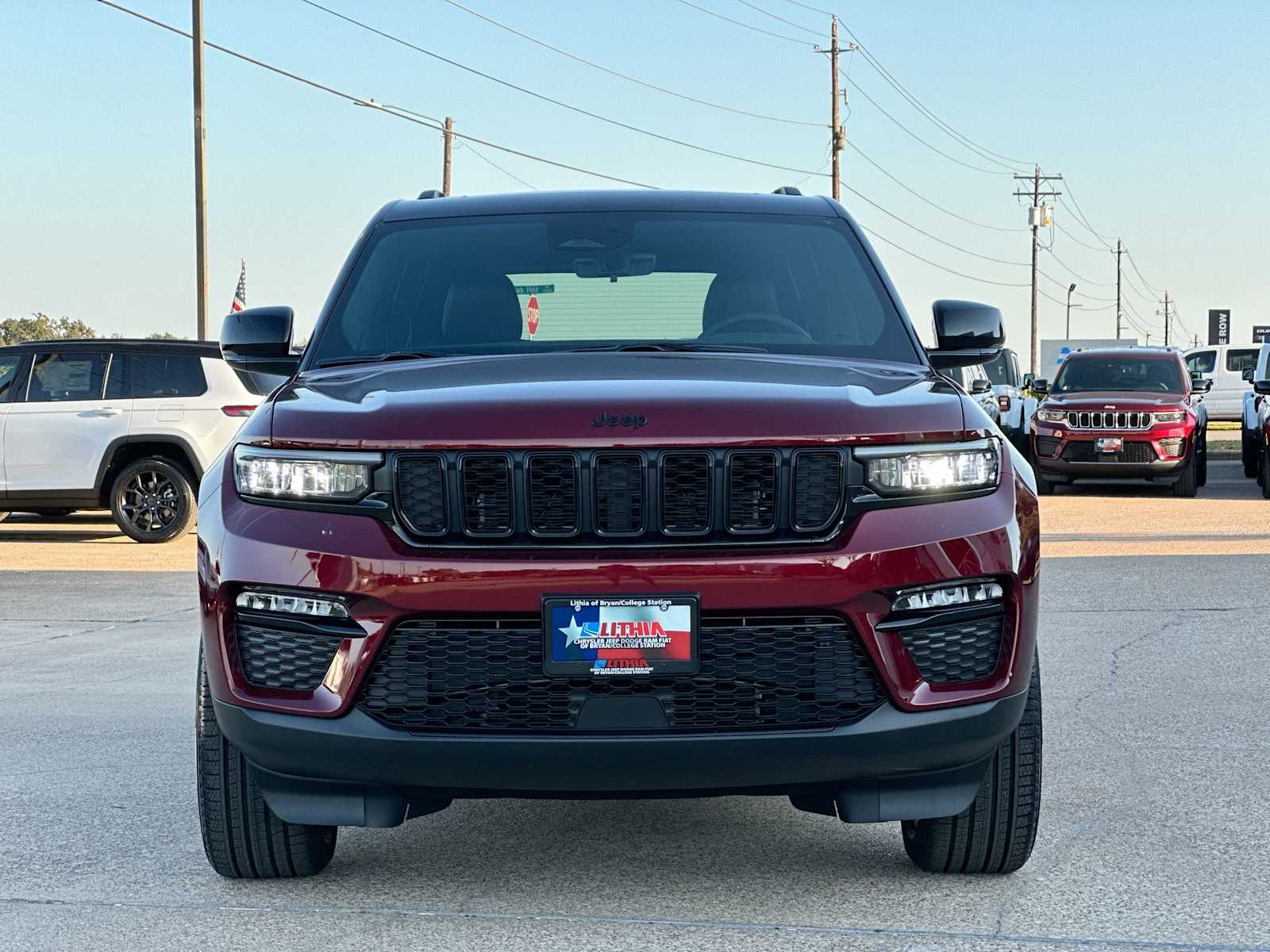 Thumbnail: 2025 Jeep Grand Cherokee - 10