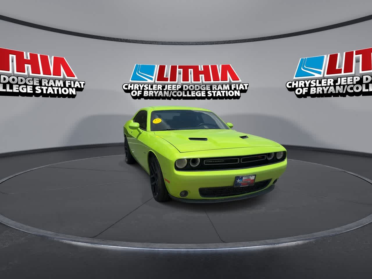 Thumbnail: 2015 Dodge Challenger - 2