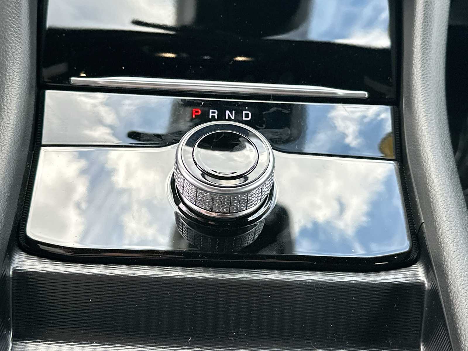 Thumbnail: 2025 Jeep Grand Cherokee - 21