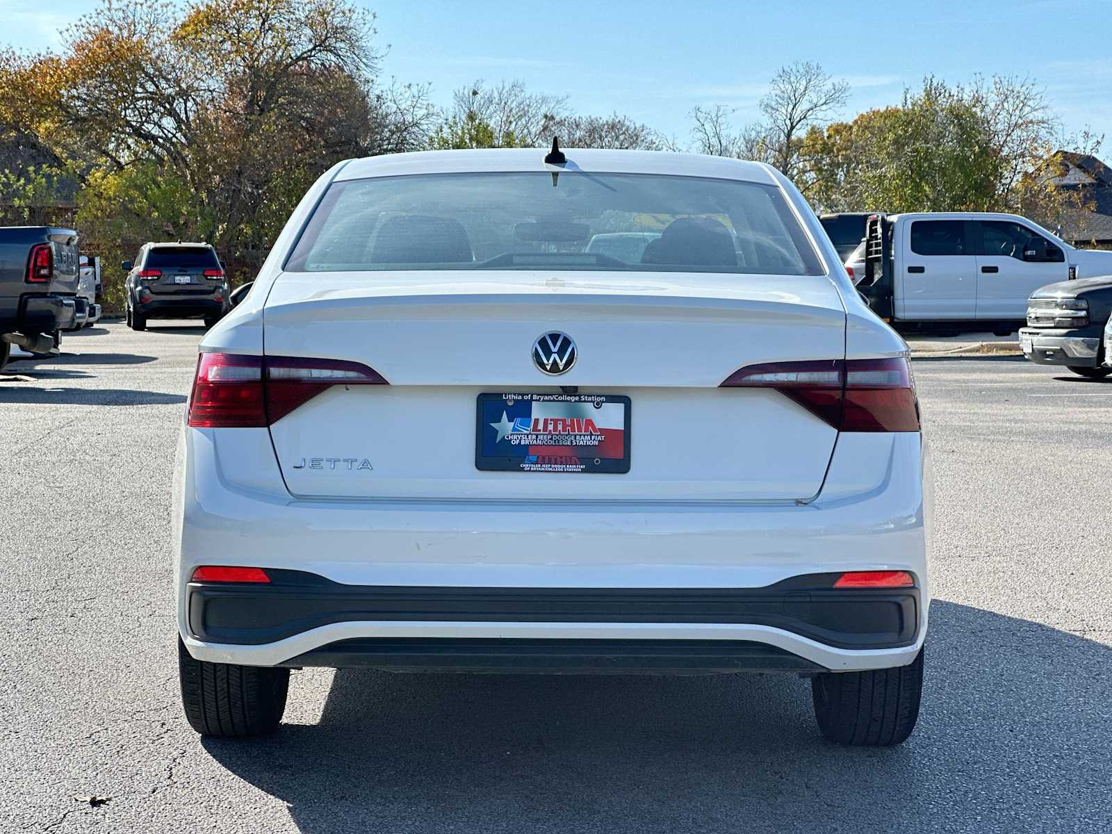 Thumbnail: 2024 Volkswagen Jetta - 14