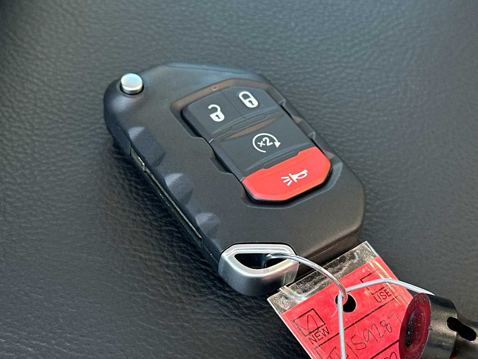 Thumbnail: 2026 Jeep Gladiator - 29