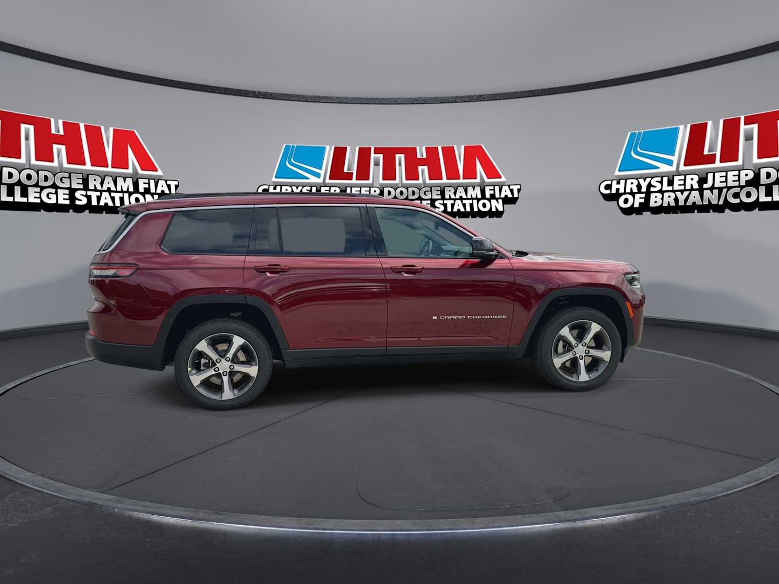 Thumbnail: 2026 Jeep Grand Cherokee - 9