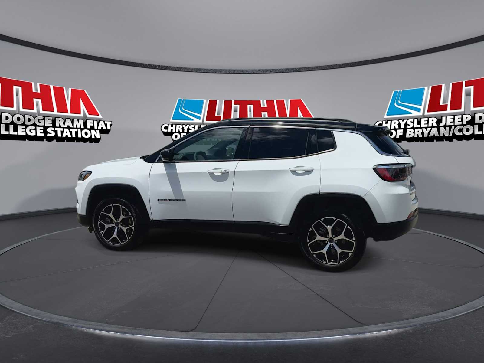 Thumbnail: 2025 Jeep Compass - 4