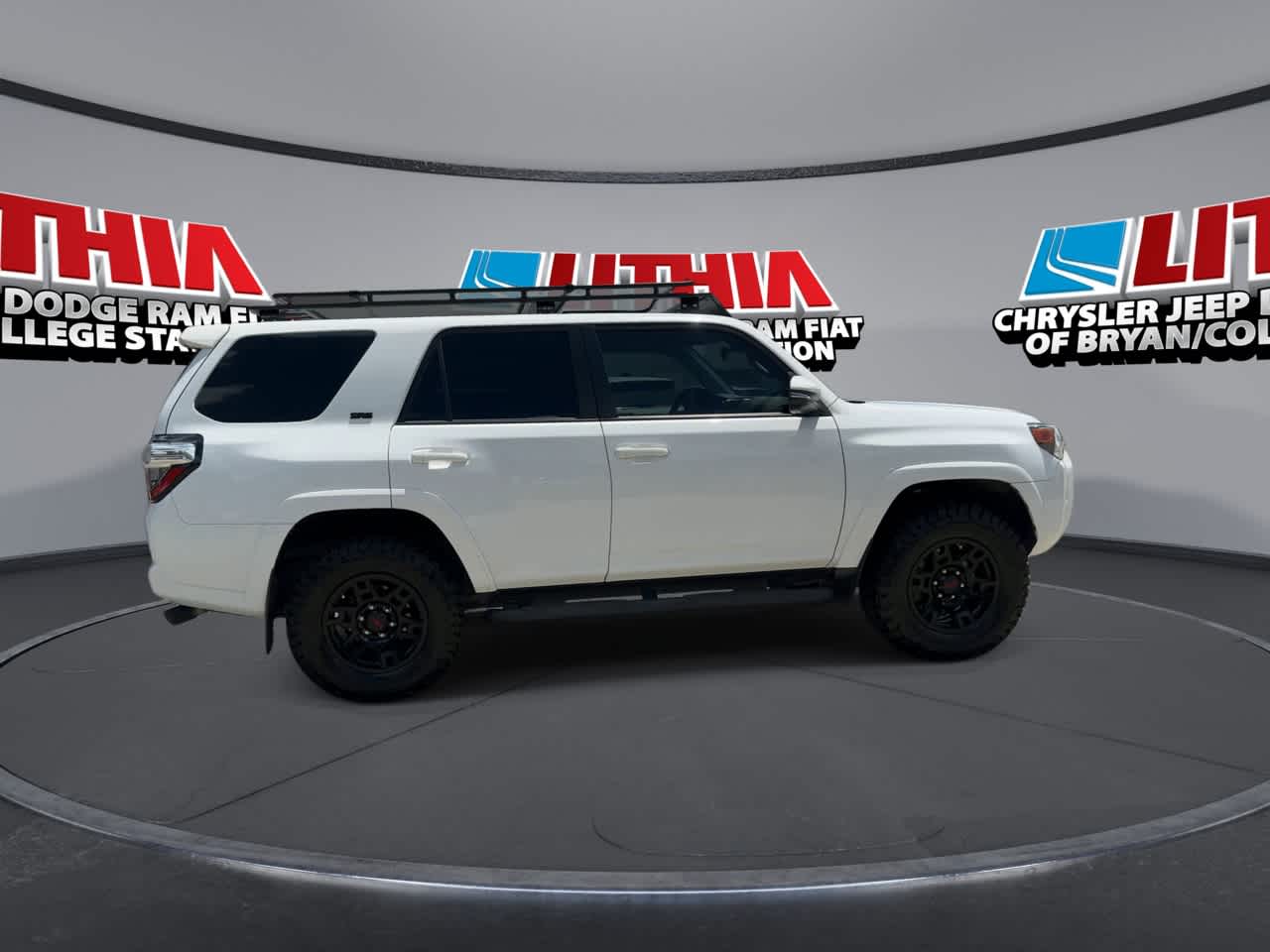 Thumbnail: 2021 Toyota 4Runner - 9