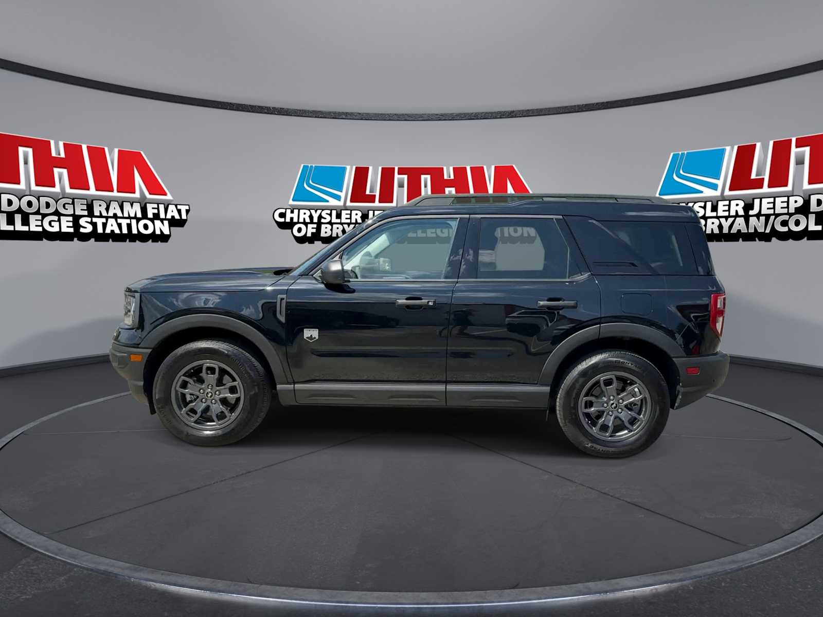 Thumbnail: 2024 Ford Bronco Sport - 5