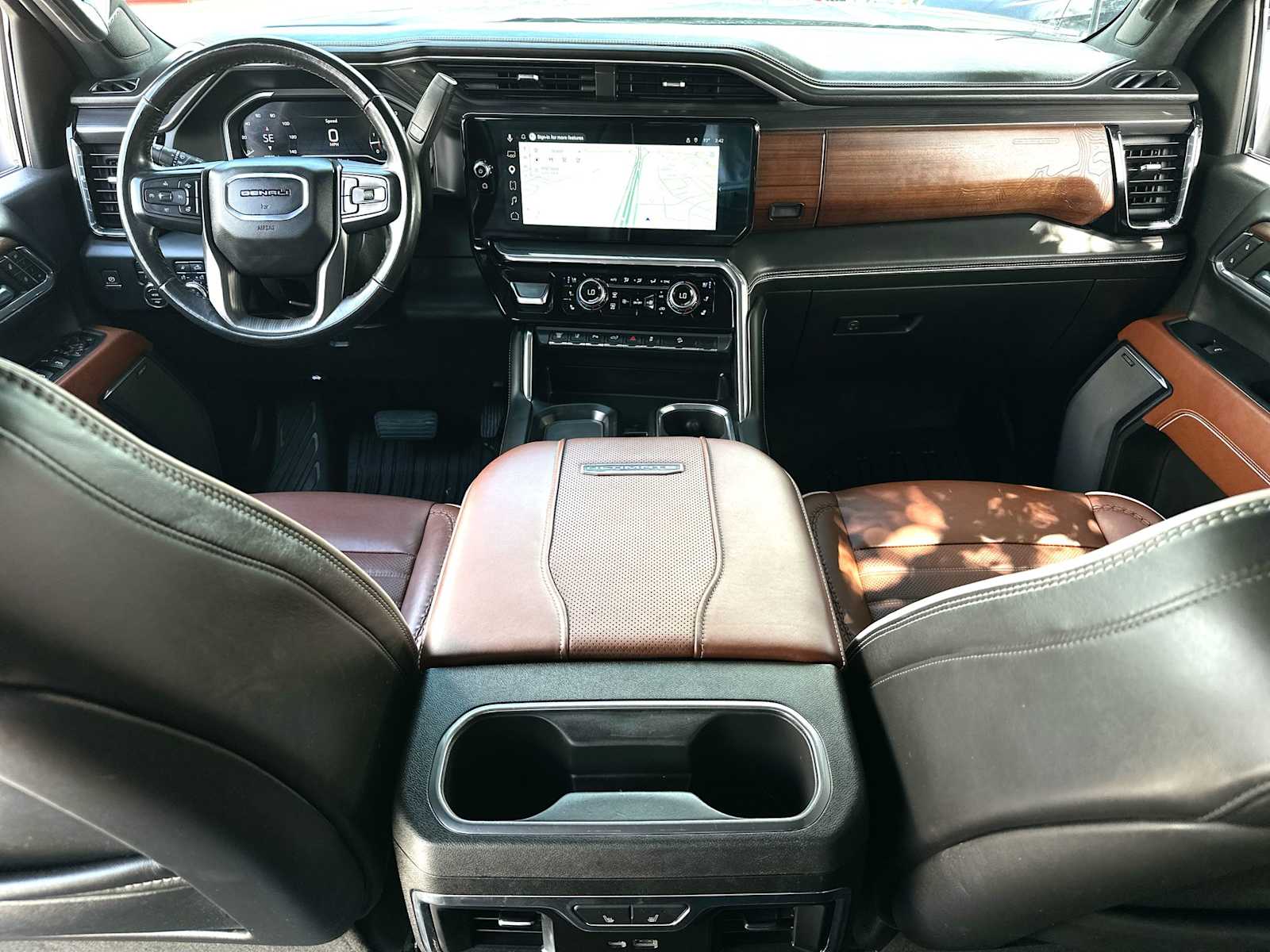 Thumbnail: 2024 GMC Sierra 2500 - 25