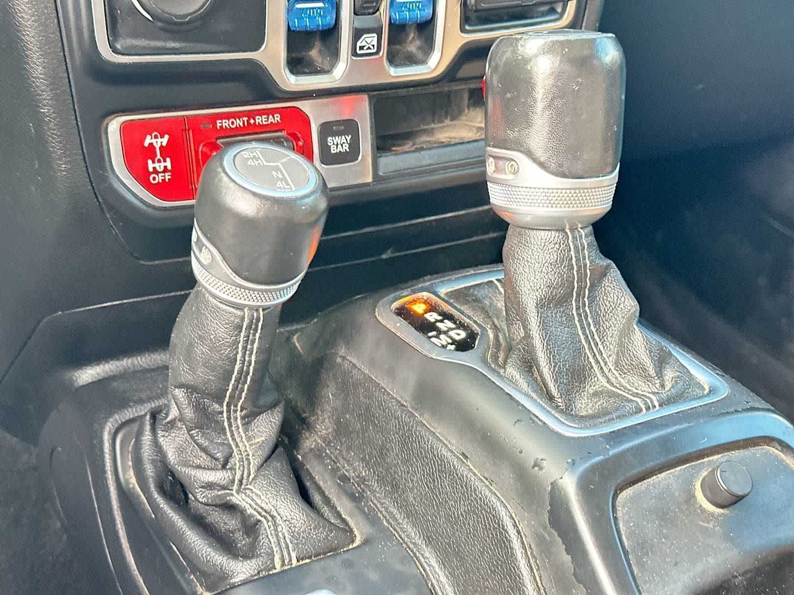 Thumbnail: 2020 Jeep Wrangler - 21