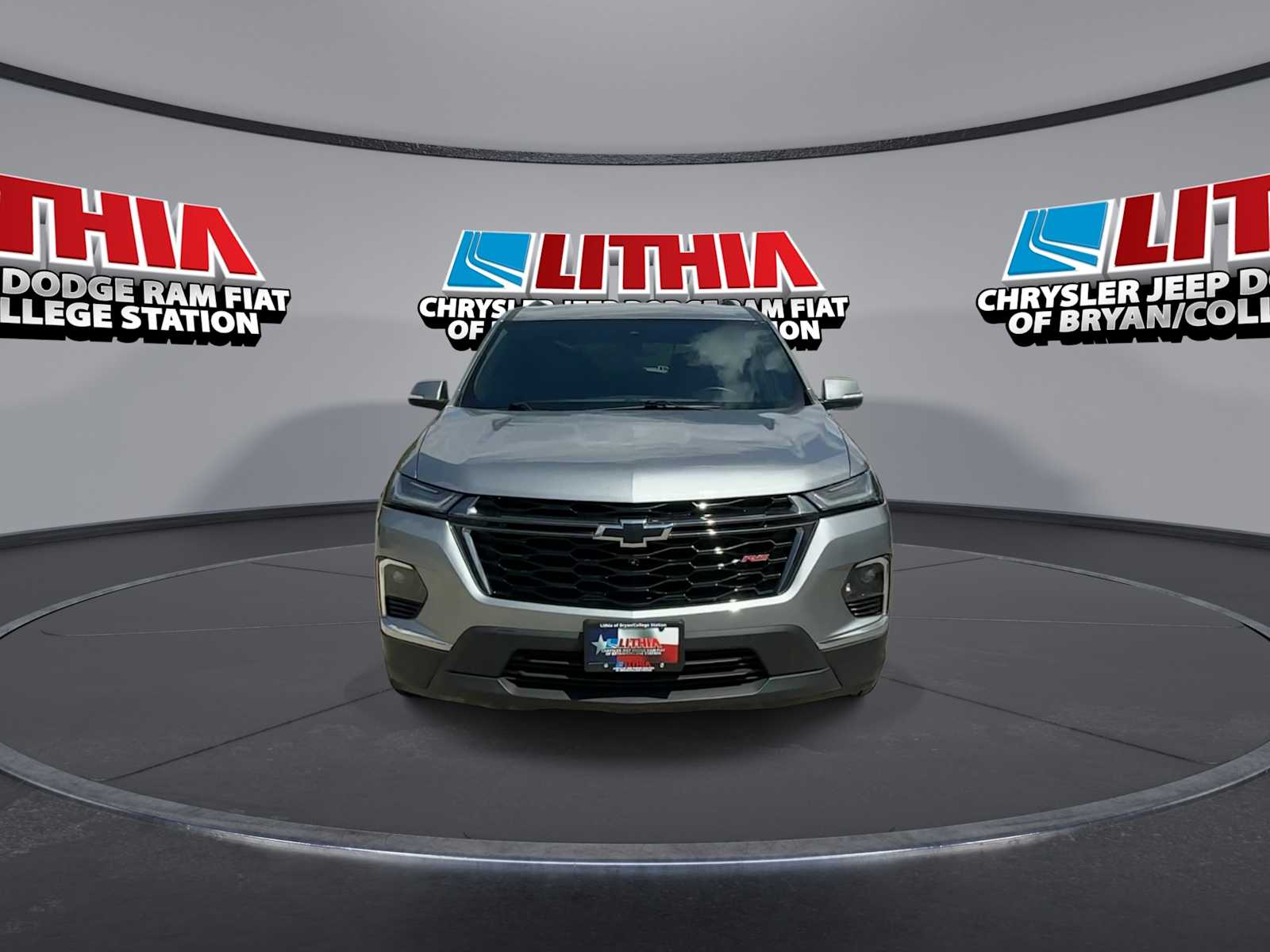 Thumbnail: 2023 Chevrolet Traverse - 3