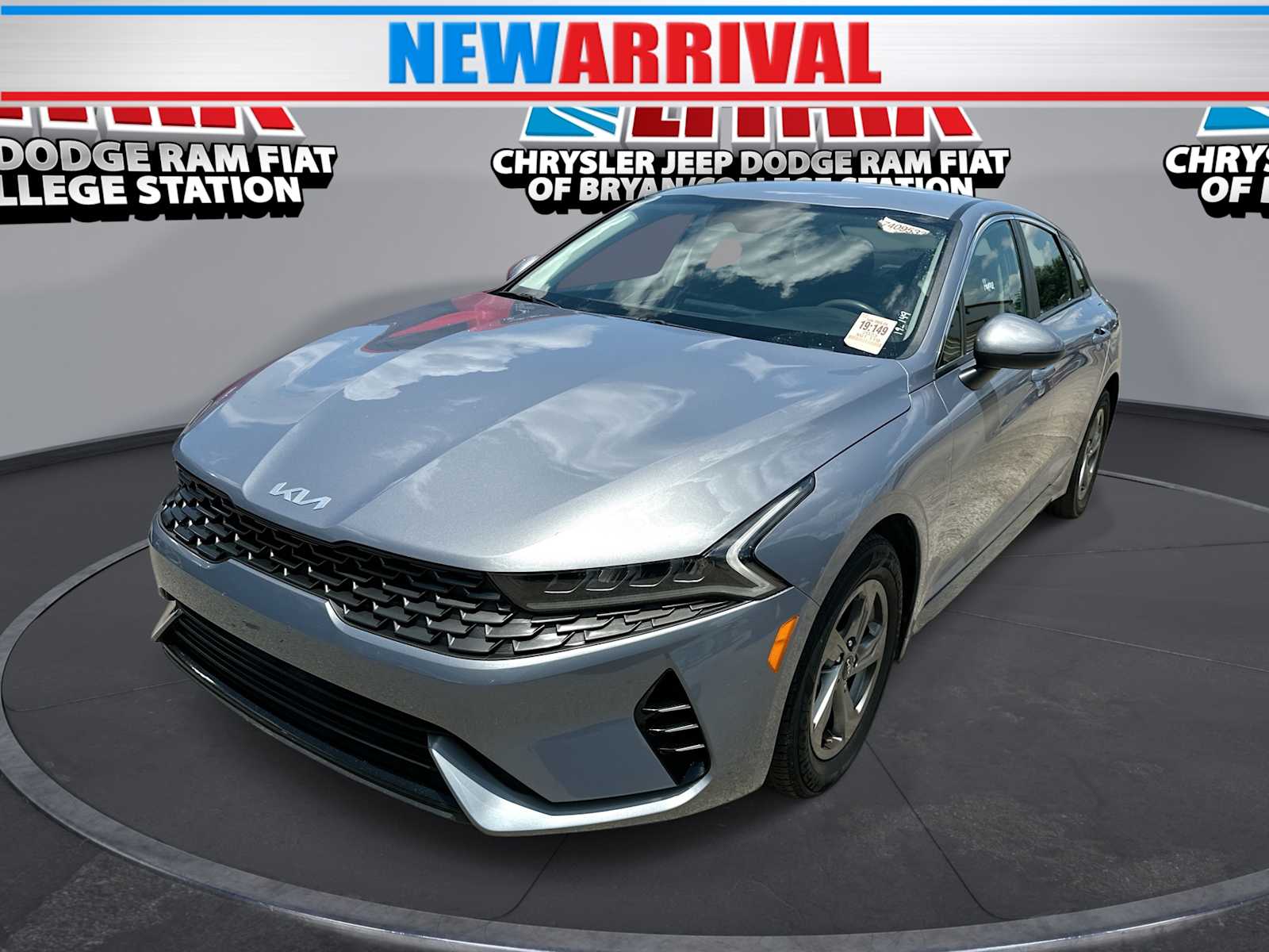 Thumbnail: 2023 Kia K5 - 1