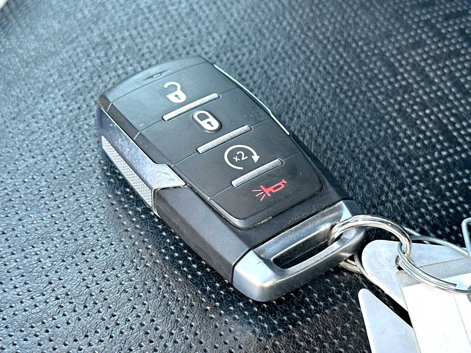 Thumbnail: 2025 RAM 1500 - 29